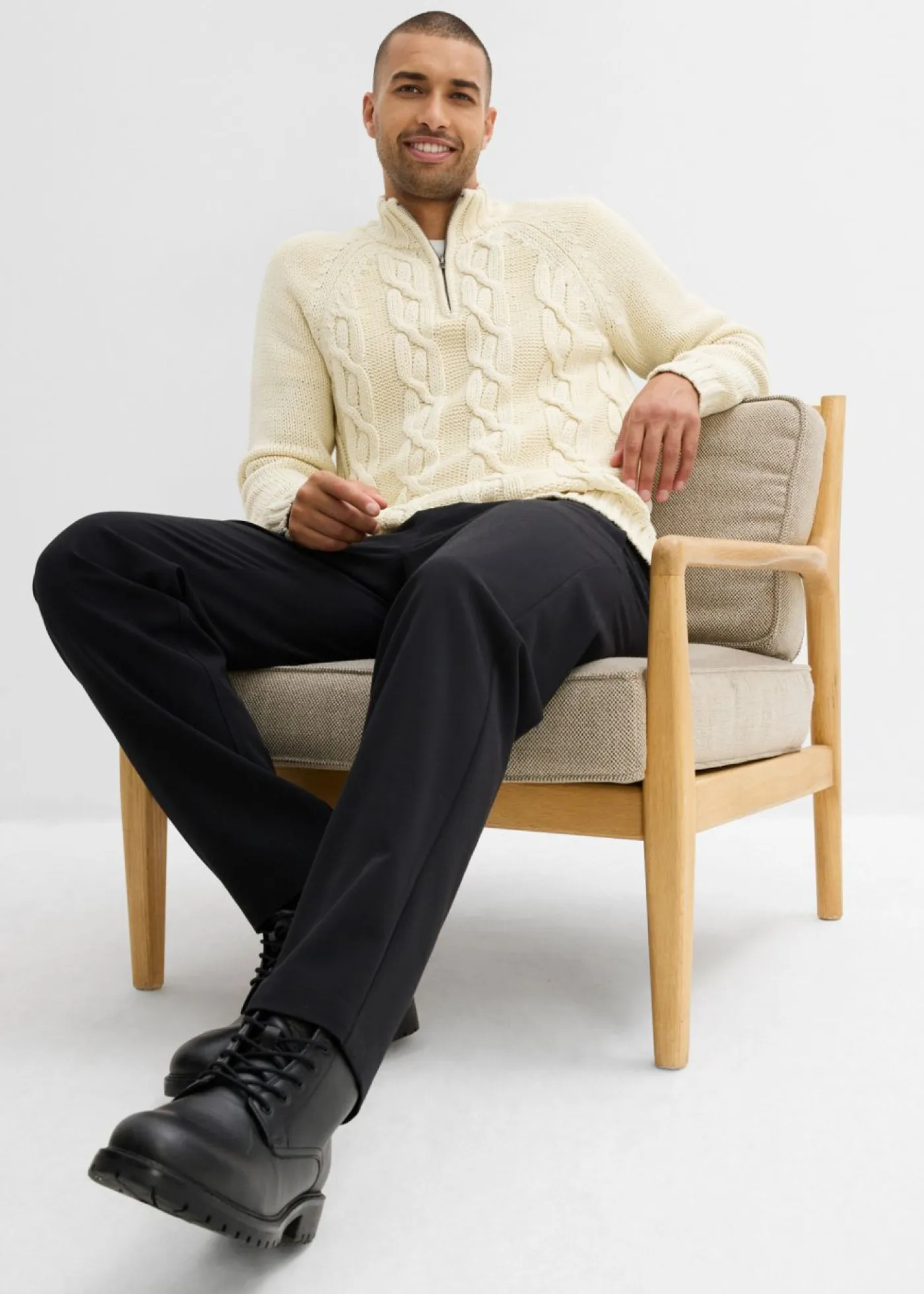 Hombre bonprix bonprix Jersey troyer de punto grueso con diseño trenzado, en suave mezcla de algodón