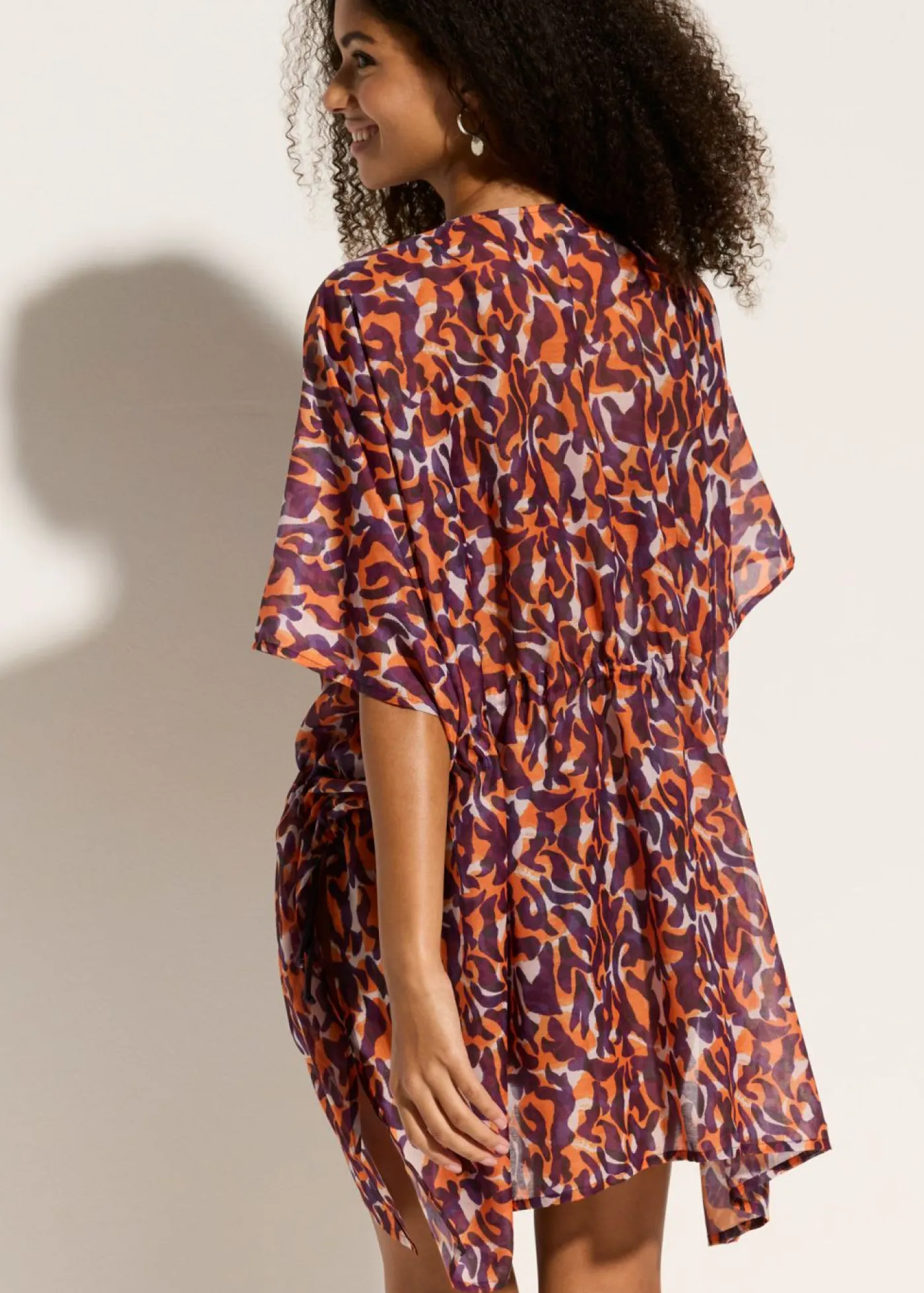 bonprix bonprix Ropa De Playa|Camisas Y Blusas>Kimono de playa con detalle de cordón estampado leo púrpura-marrón claro