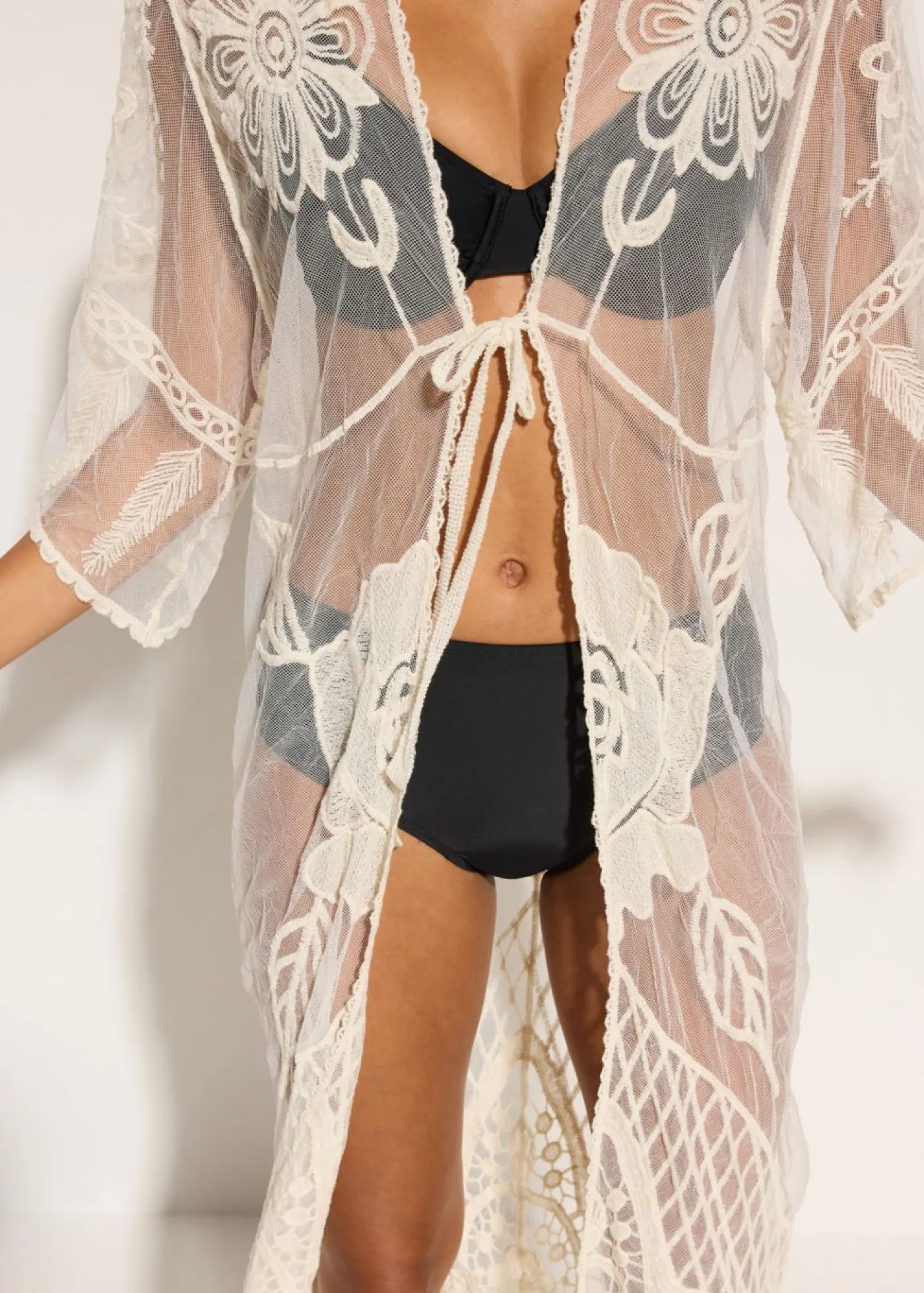 bonprix bonprix Ropa De Playa|Camisas Y Blusas>Kimono de playa transparente con encaje Beige