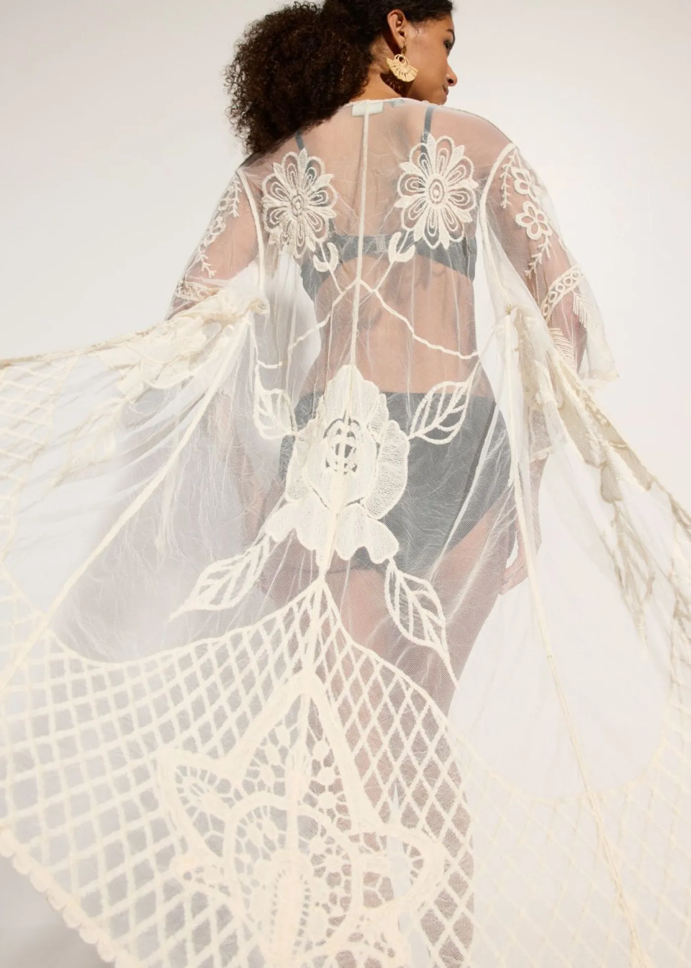 bonprix bonprix Ropa De Playa|Camisas Y Blusas>Kimono de playa transparente con encaje Beige