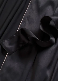 bonprix bonprix Albornoces Y Batas|Lencería>Kimono de satén con efecto brillante Negro-blanco lana