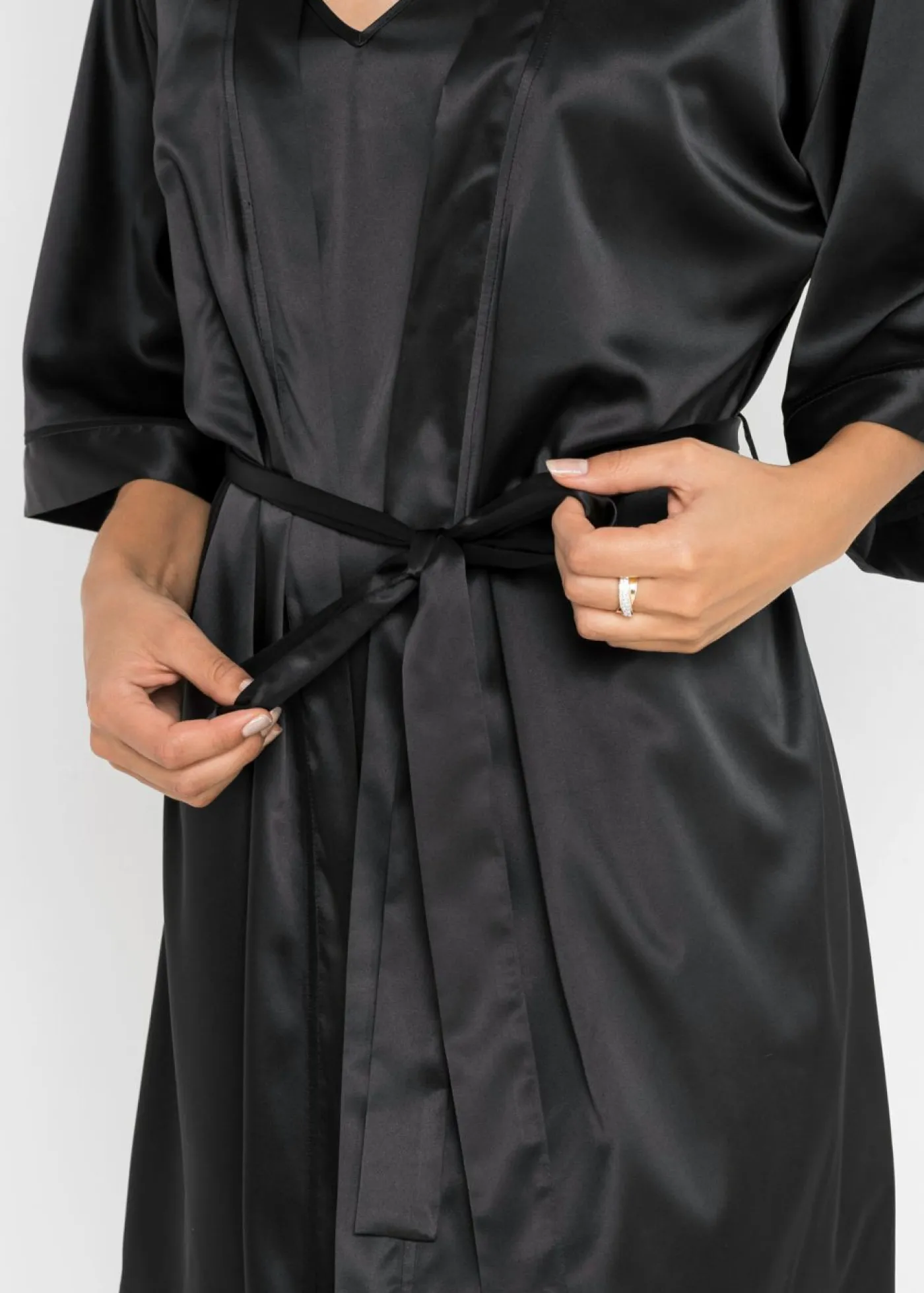 bonprix bonprix Corsés|Albornoces Y Batas>Kimono y negligé (juego de bata de 2 piezas) Negro