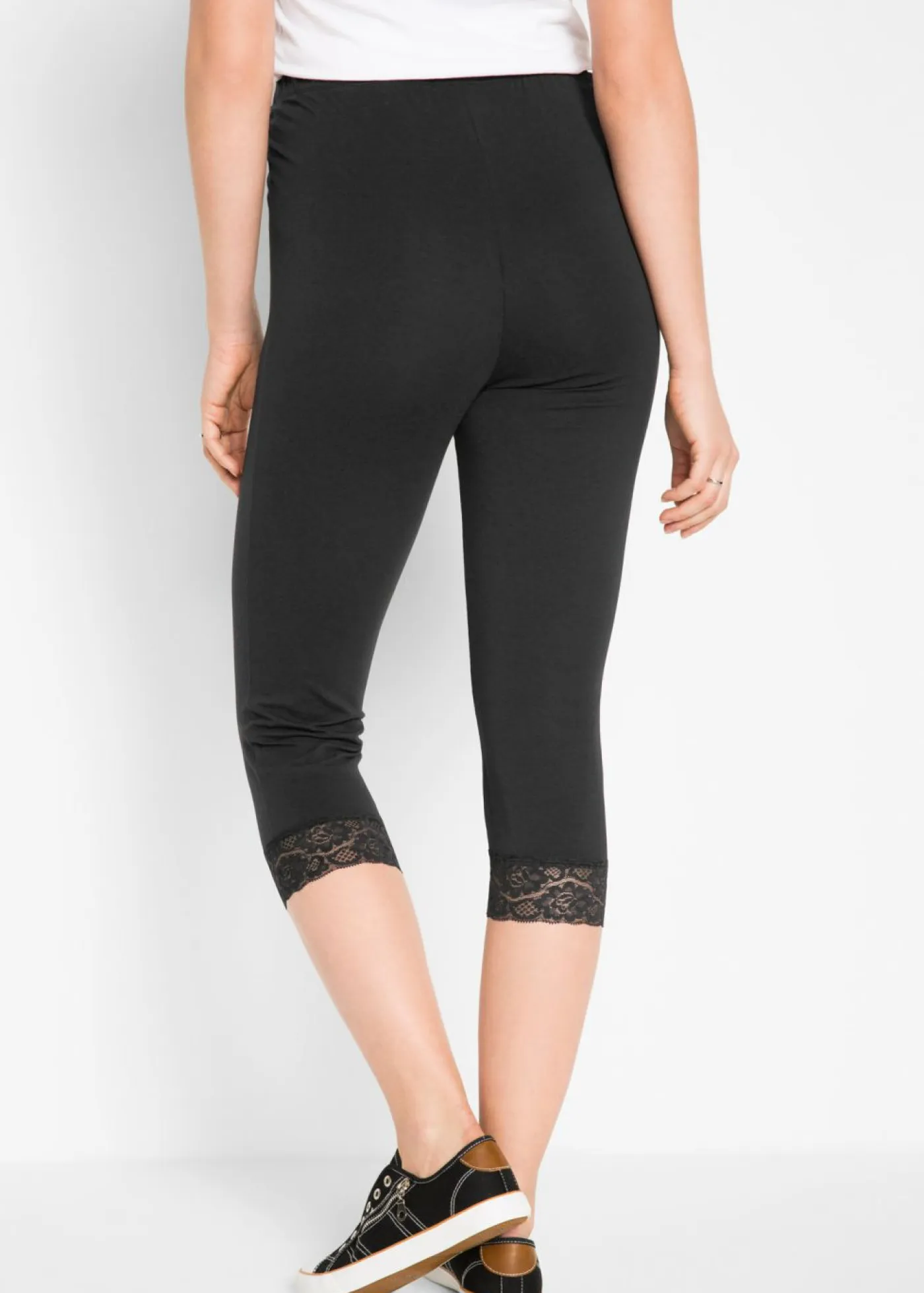 Mujer bonprix bonprix Leggings capri con detalles de encaje