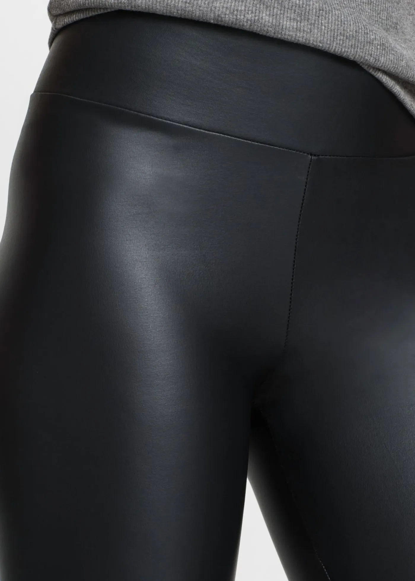 bonprix bonprix Tallas Pequeñas>Leggings de piel sintética con revestimiento Negro