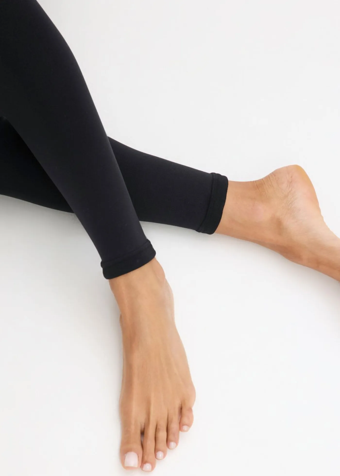 bonprix bonprix Ropa Interior Térmica|Pantalones>Medias térmicas con polar suave, 140 den Negro