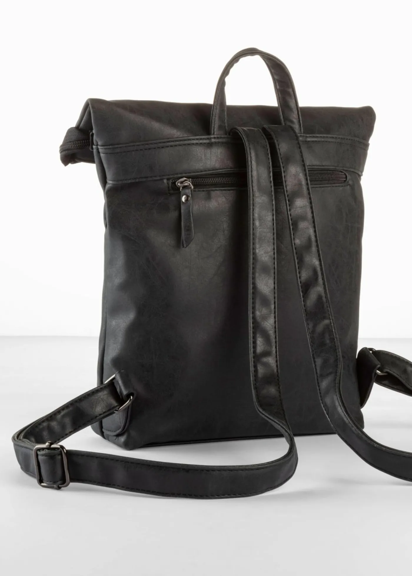 Mujer bonprix bpc bonprix collection Mochila con bolsillo exterior y detalle de hebilla