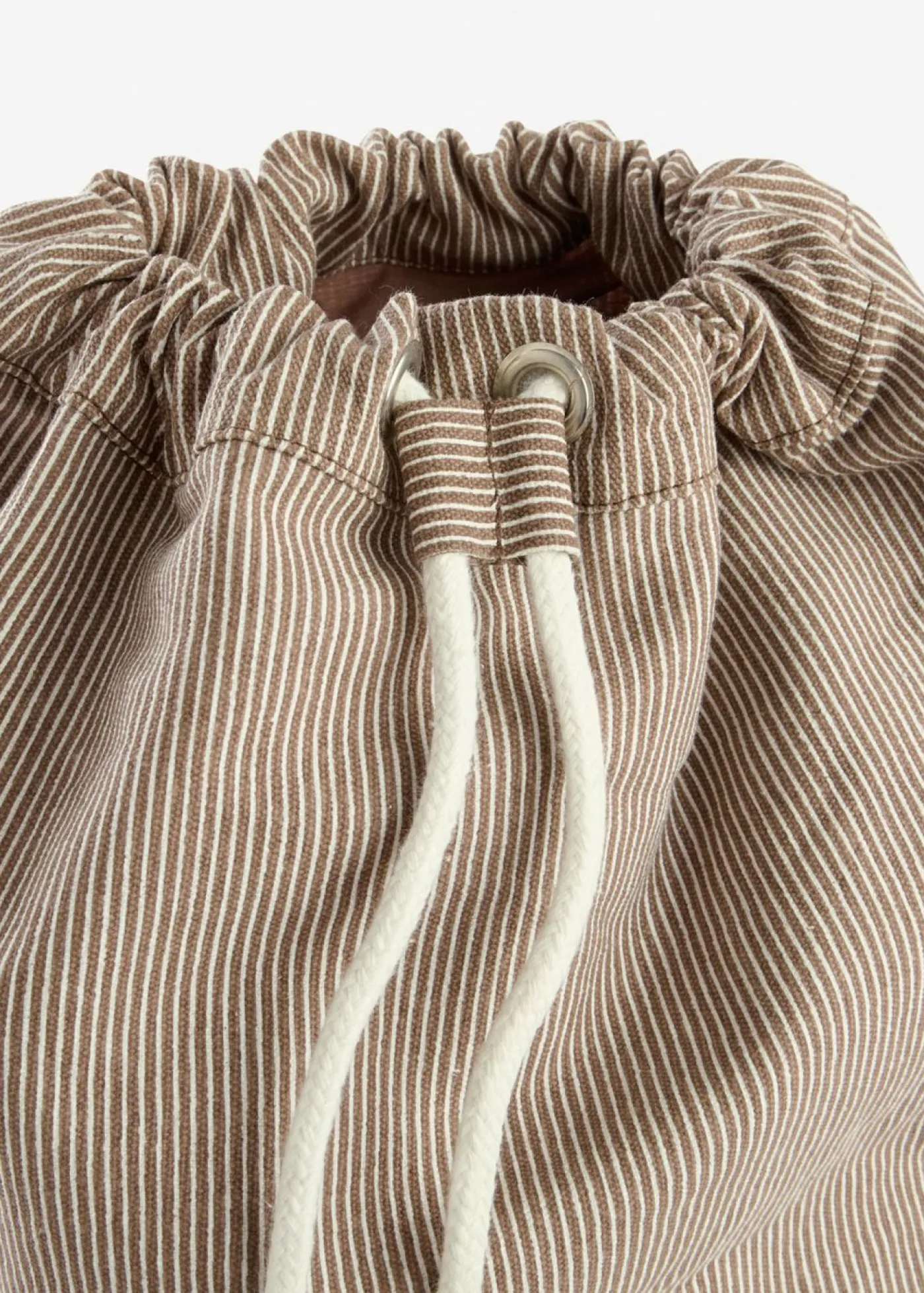 bonprix bonprix Complementos Temáticos·Accesorios Veganos|Bolsos>Mochila de lona con rayas marrón castaño-blanco perla