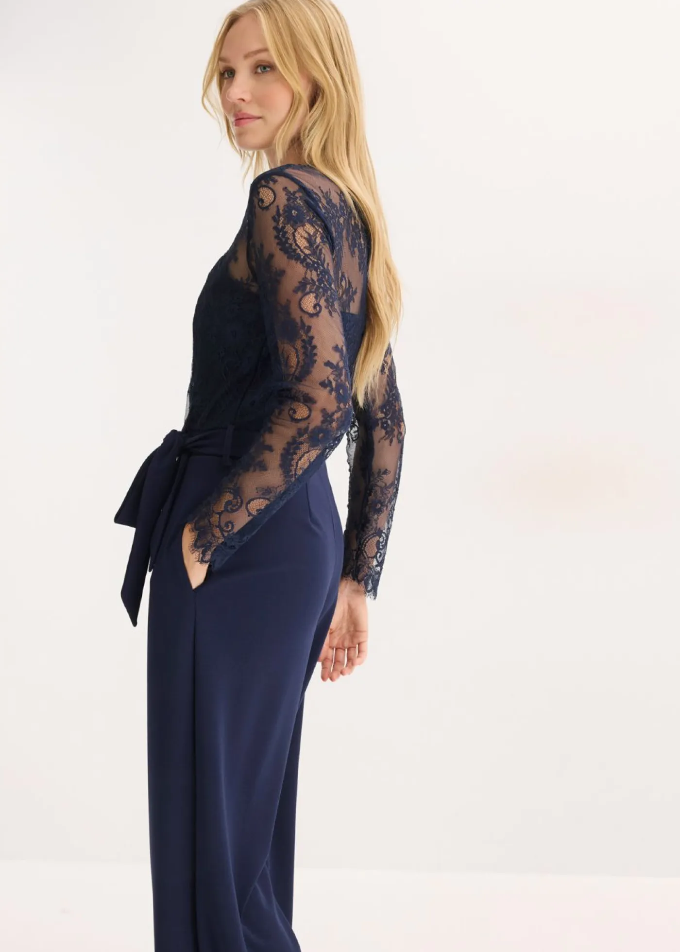 bonprix bonprix Monos|Novedades>Mono con encaje Azul marino