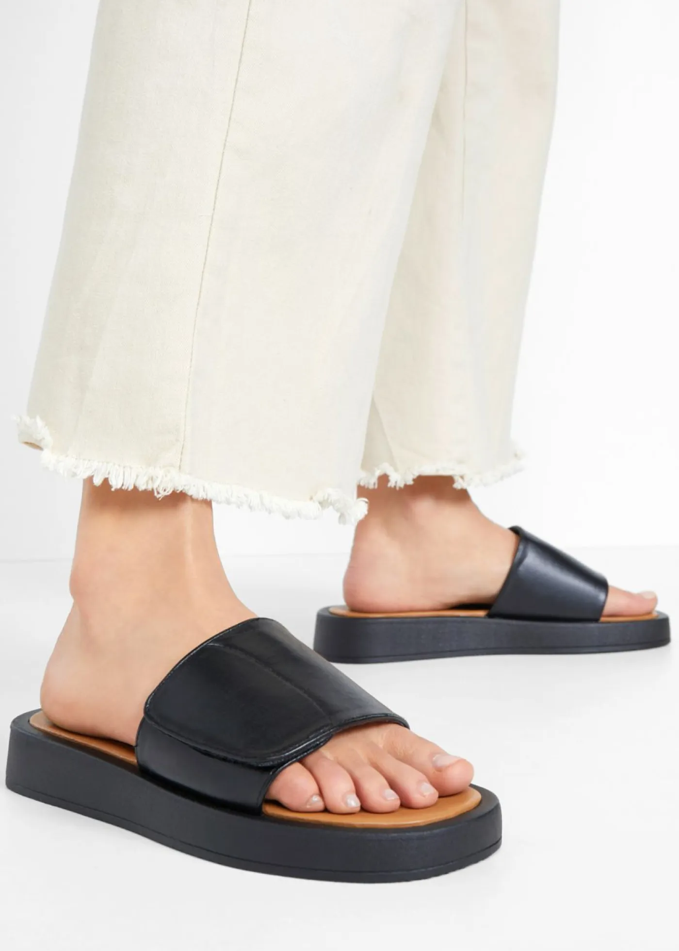 bonprix bonprix Zapatos Primavera-Verano>Mules Negro