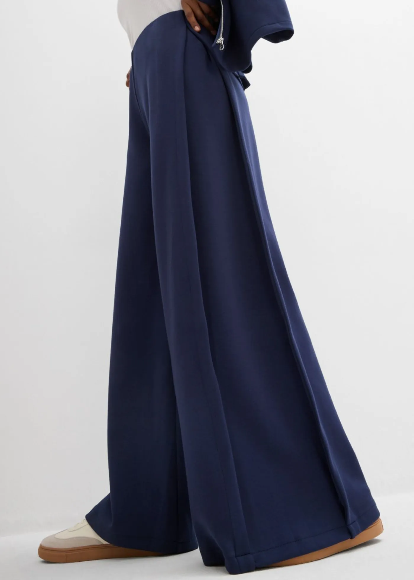 bonprix bonprix Esenciales|Pantalones>Pantalón ancho de mezcla de modal con pliegue lateral Azul marino