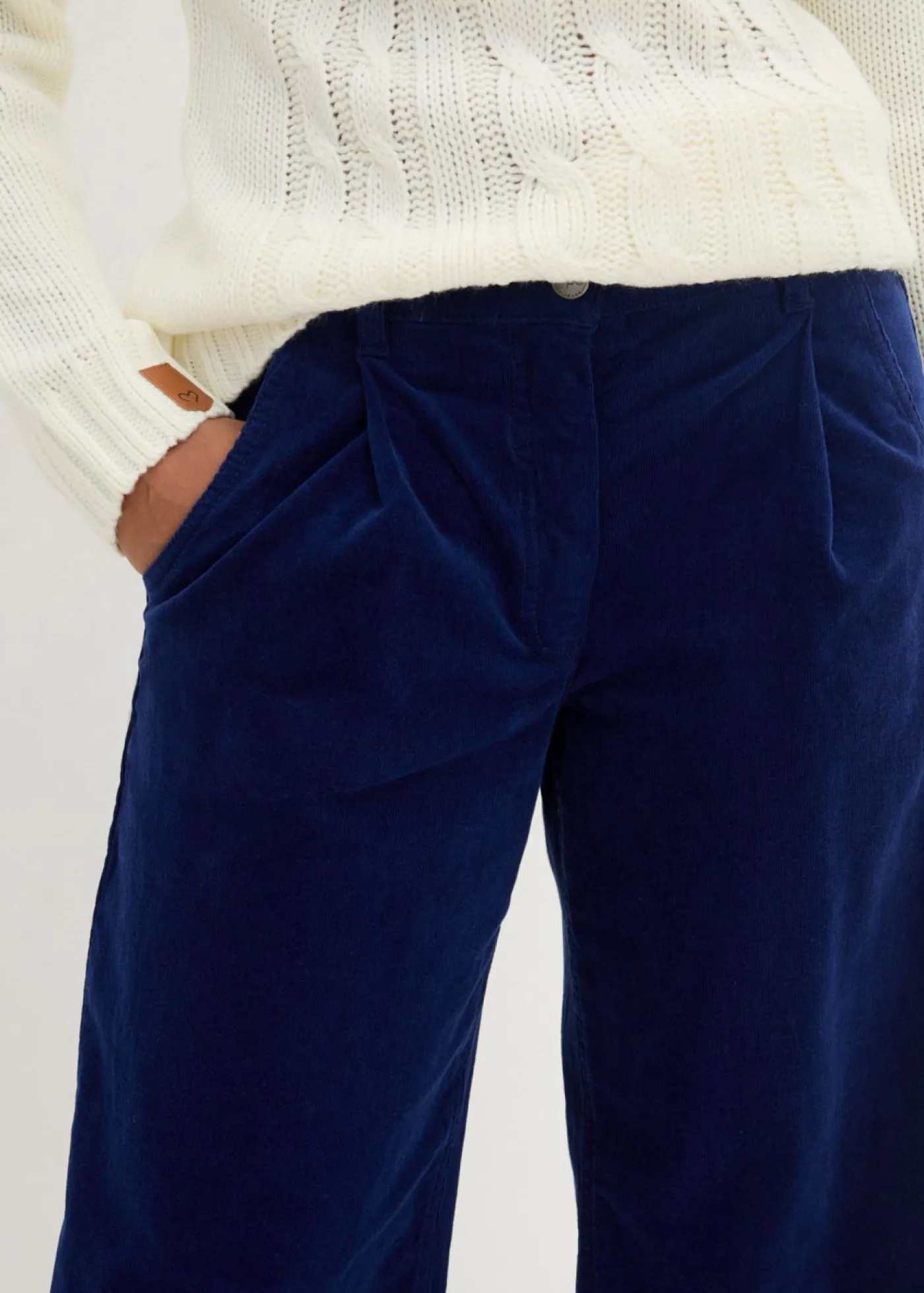 bonprix bonprix Pantalones>Pantalón ancho de pana elástica con cintura cómoda high waist, largo 7/8 Azul oxford