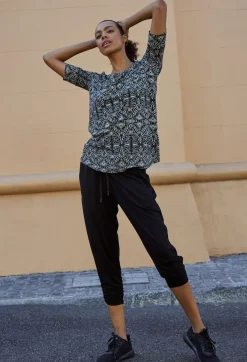 bonprix bonprix Homewear|Ropa Deportiva><noscript><img width=