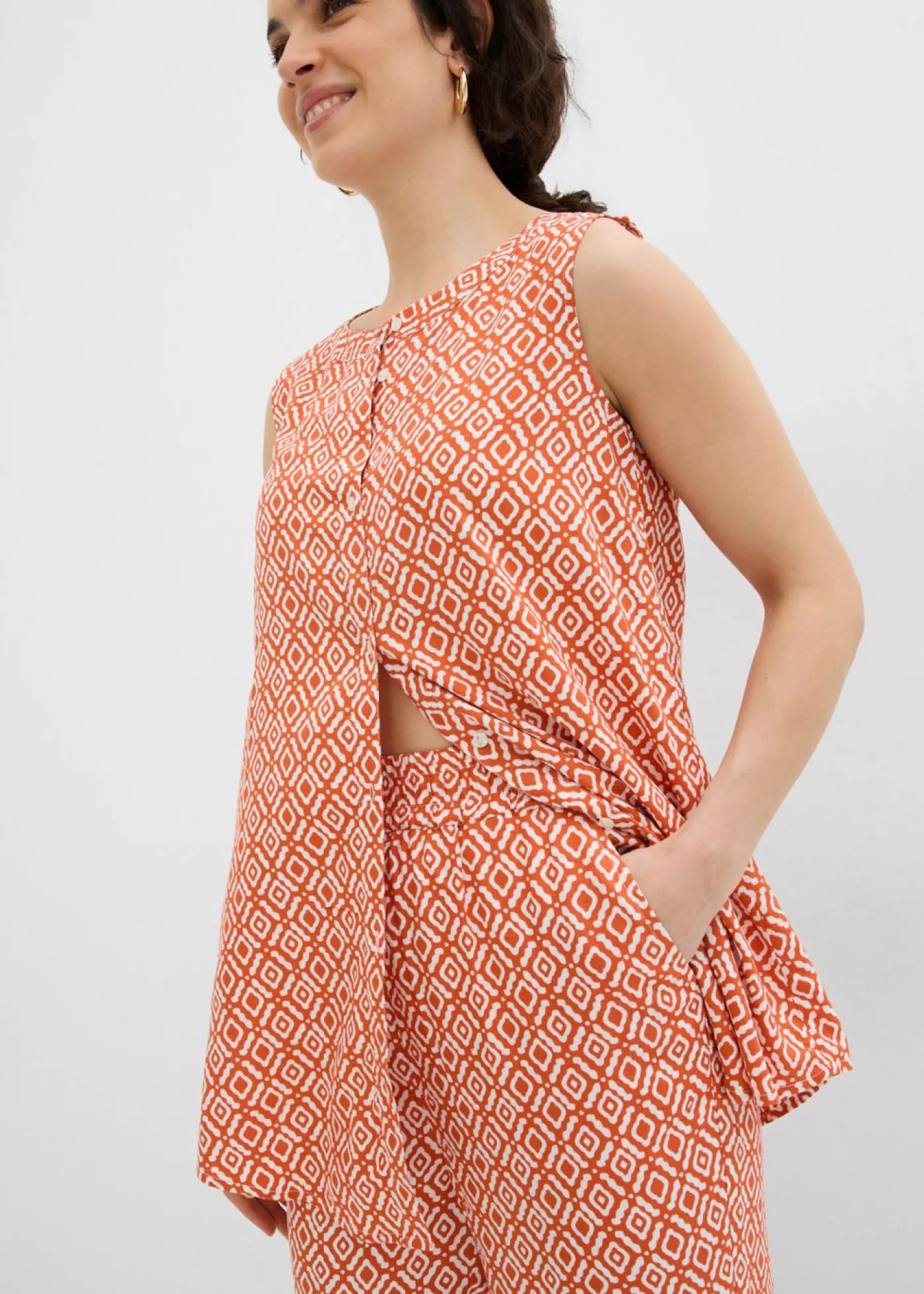 bonprix bonprix Conjuntos De Ropa|Pantalones>Pantalón bombacho de viscosa cayena-blanco lana