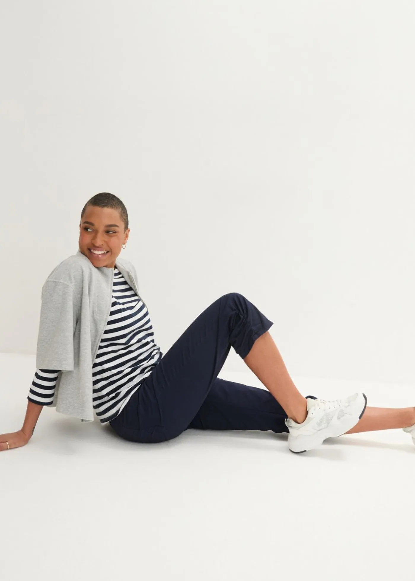 Mujer bonprix bonprix Pantalón capri de mezcla de algodón con cintura cómoda