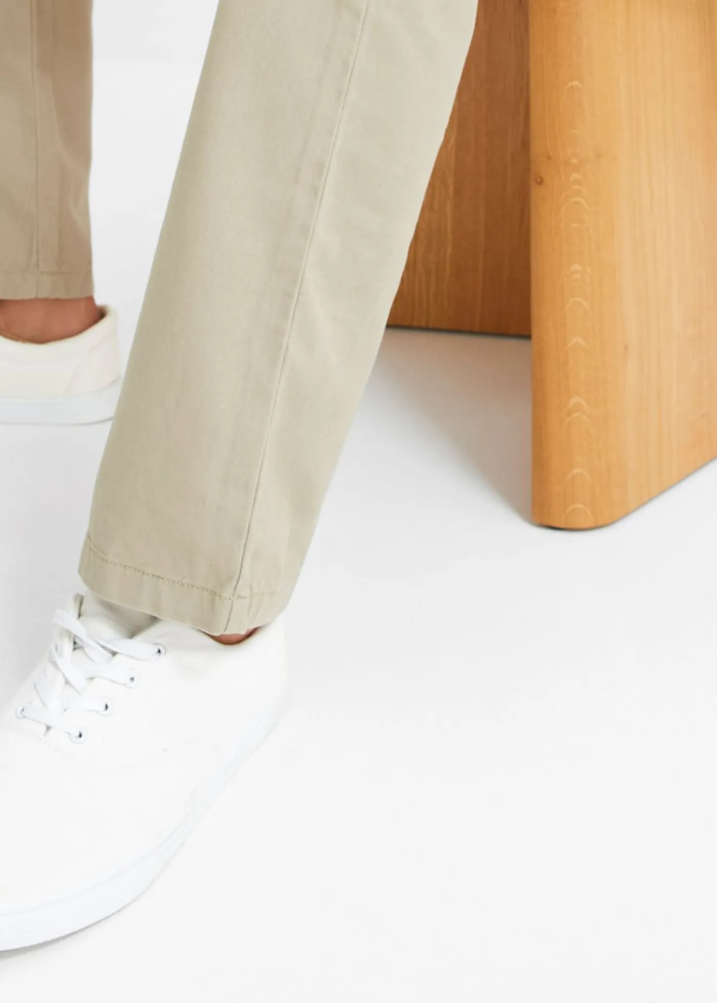 bonprix bonprix Básicos En Rebajas|Pantalones>Pantalón chino regular fit de puro algodón, straight Caqui nuevo