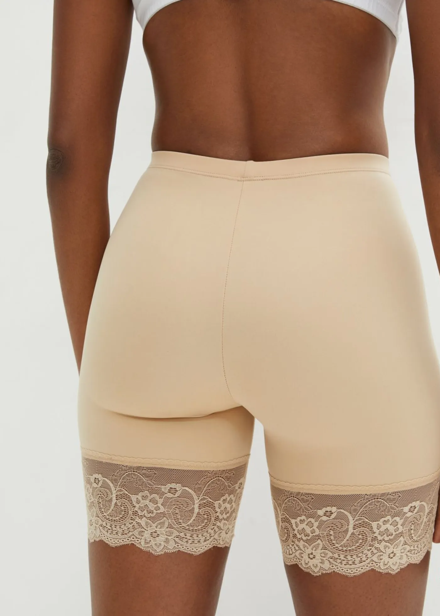 Mujer bonprix bonprix Pantalón ciclista antirrozaduras de poliamida con piernas de encaje