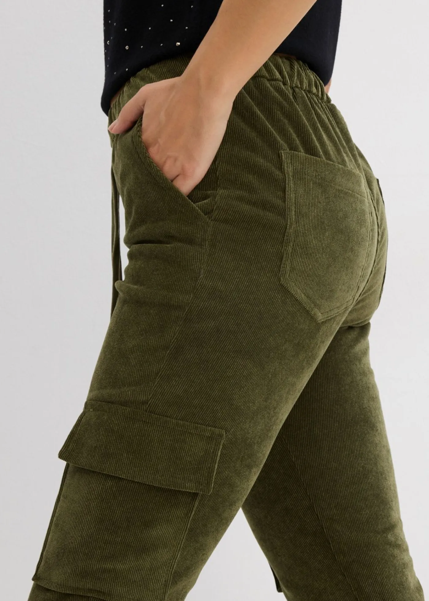 bonprix bonprix Pantalones>Pantalón con cinturilla elástica Verde oliva oscuro