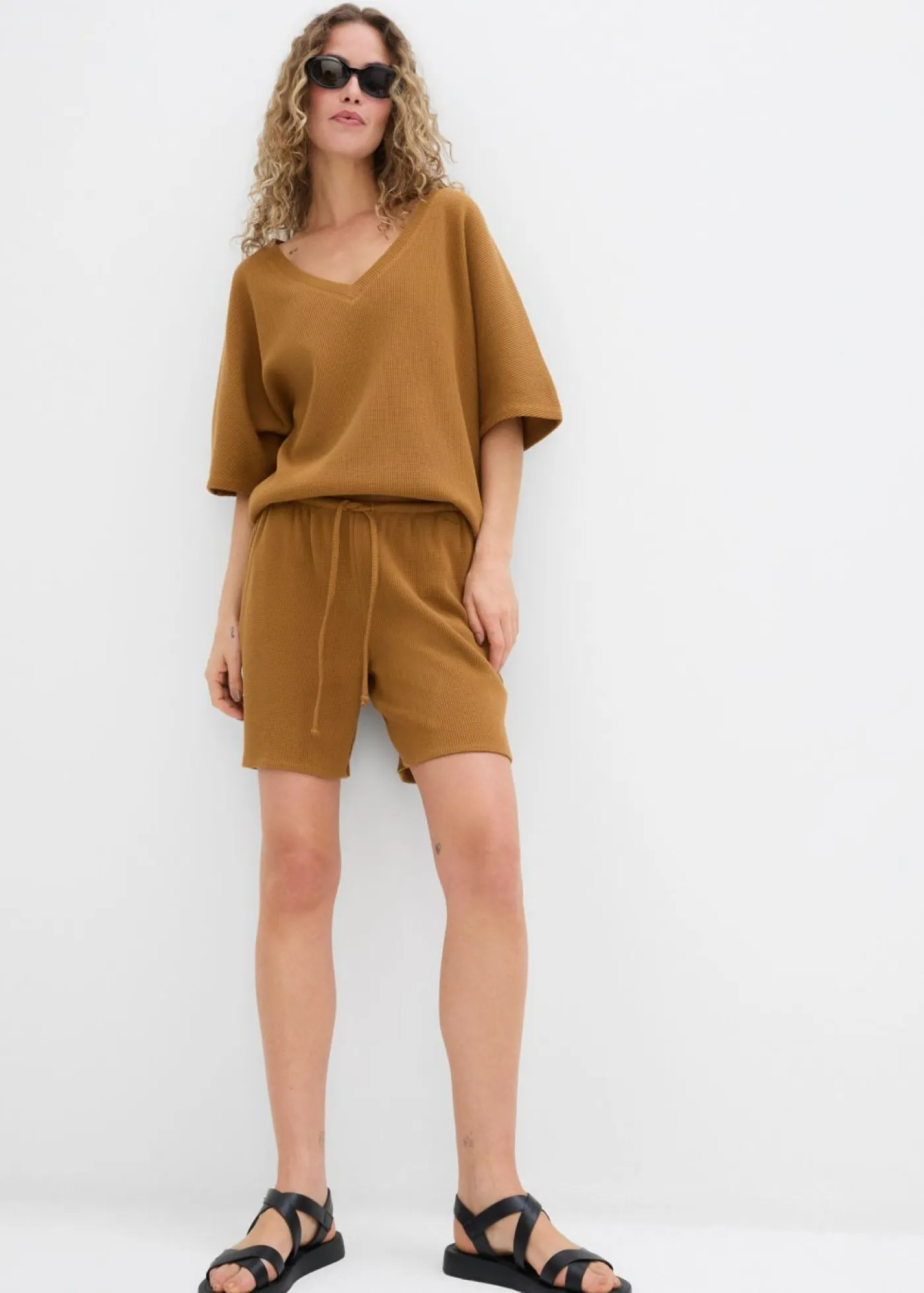 Mujer bonprix bonprix Pantalón corto de algodón puro con estructura