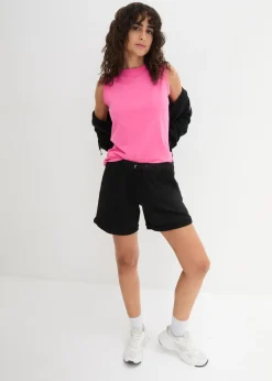 bonprix bonprix Shorts|Básicos><noscript><img width=