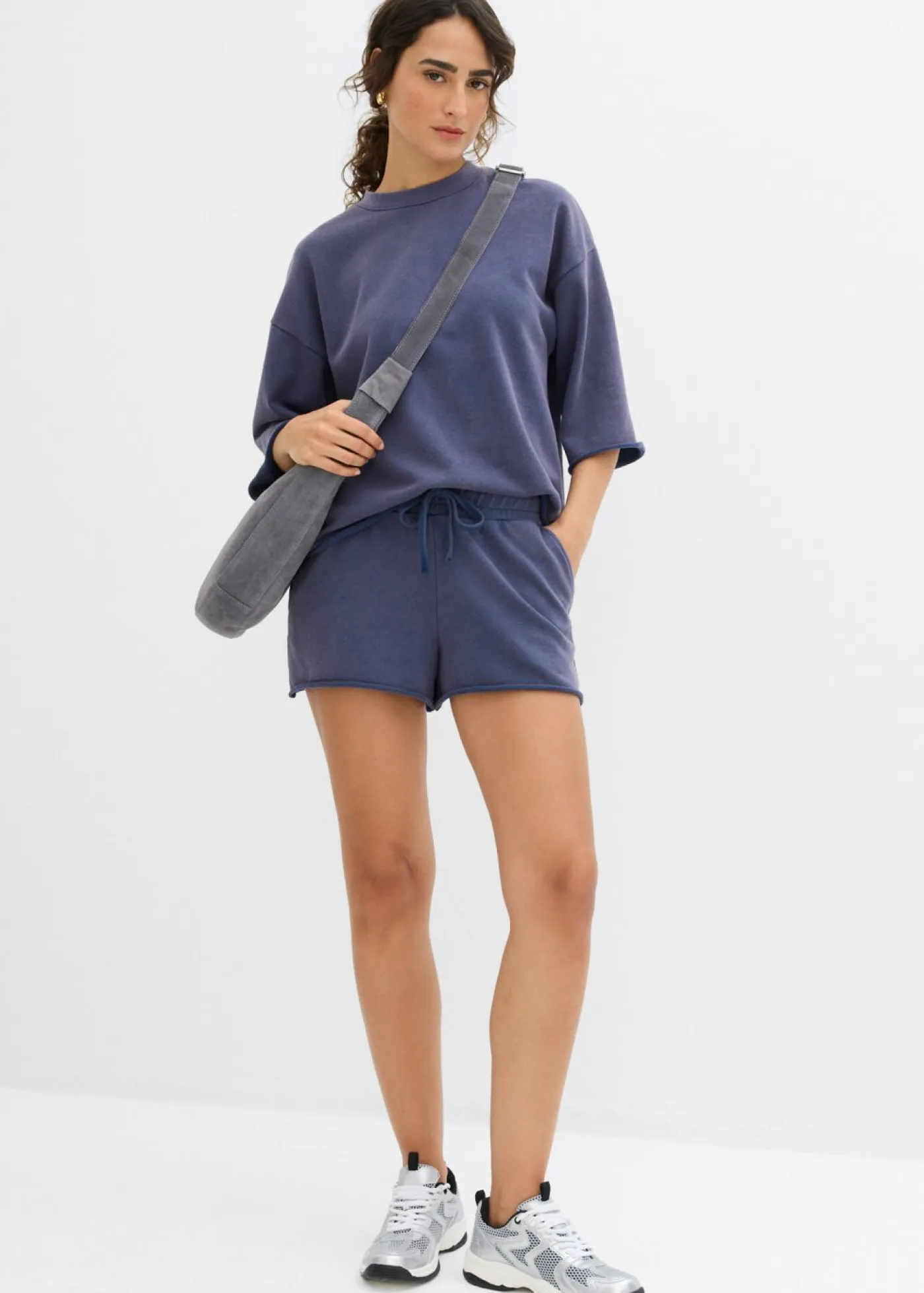 bonprix bonprix Shorts|Ropa Cómoda>Pantalón corto de chándal de mezcla de algodón suave Azul almirante