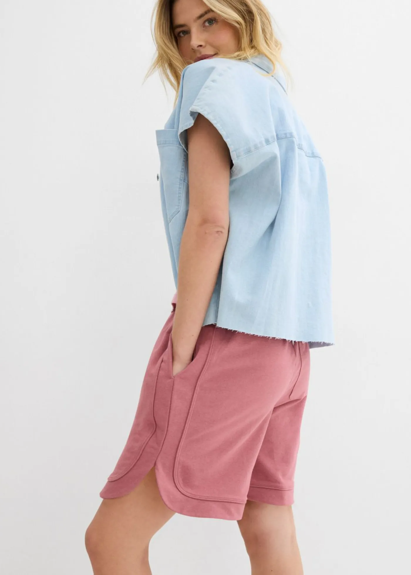 bonprix bonprix Shorts|Pantalones>Pantalón corto de chándal de mezcla de algodón con corte ancho baya suave jaspeado