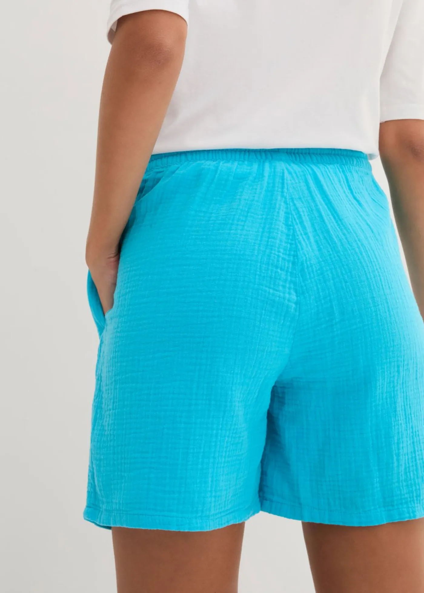 bonprix bonprix Shorts|Pantalones>Pantalón corto de muselina verde agua oscuro