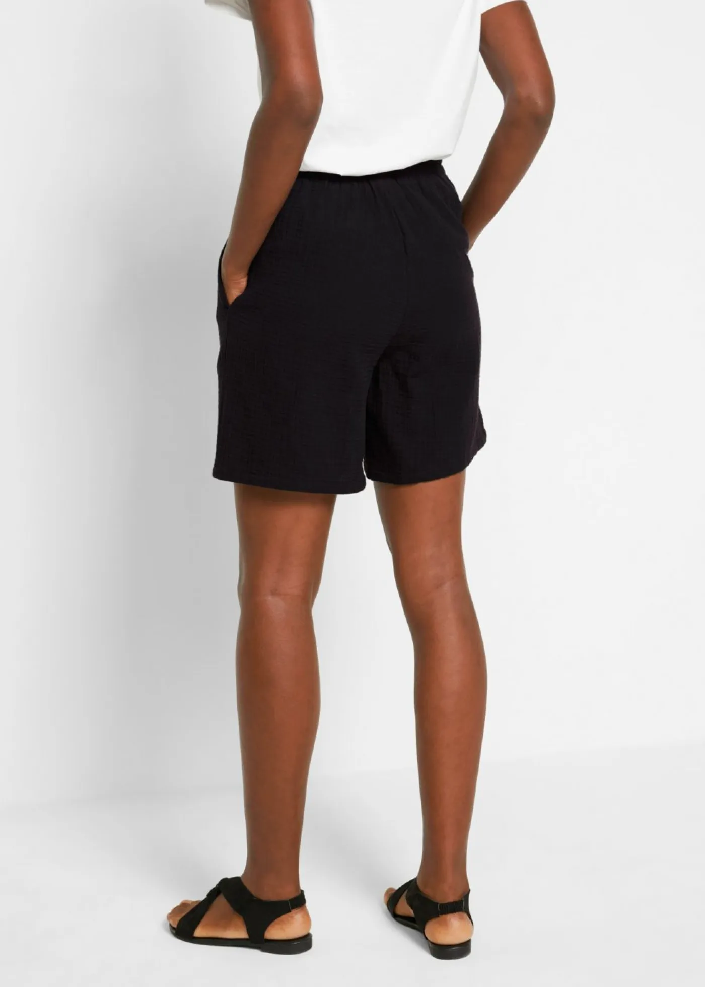 bonprix bonprix Shorts|Pantalones>Pantalón corto de muselina Negro