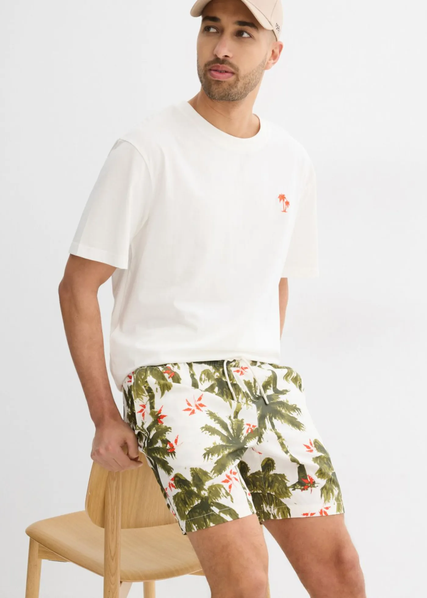 bonprix bonprix Ropa De Playa|Shorts>Pantalón corto sin cierre de viscosa con corte holgado blanco lana-verde oliva-verde oliva oscuro-verde oliva dorado-naranja