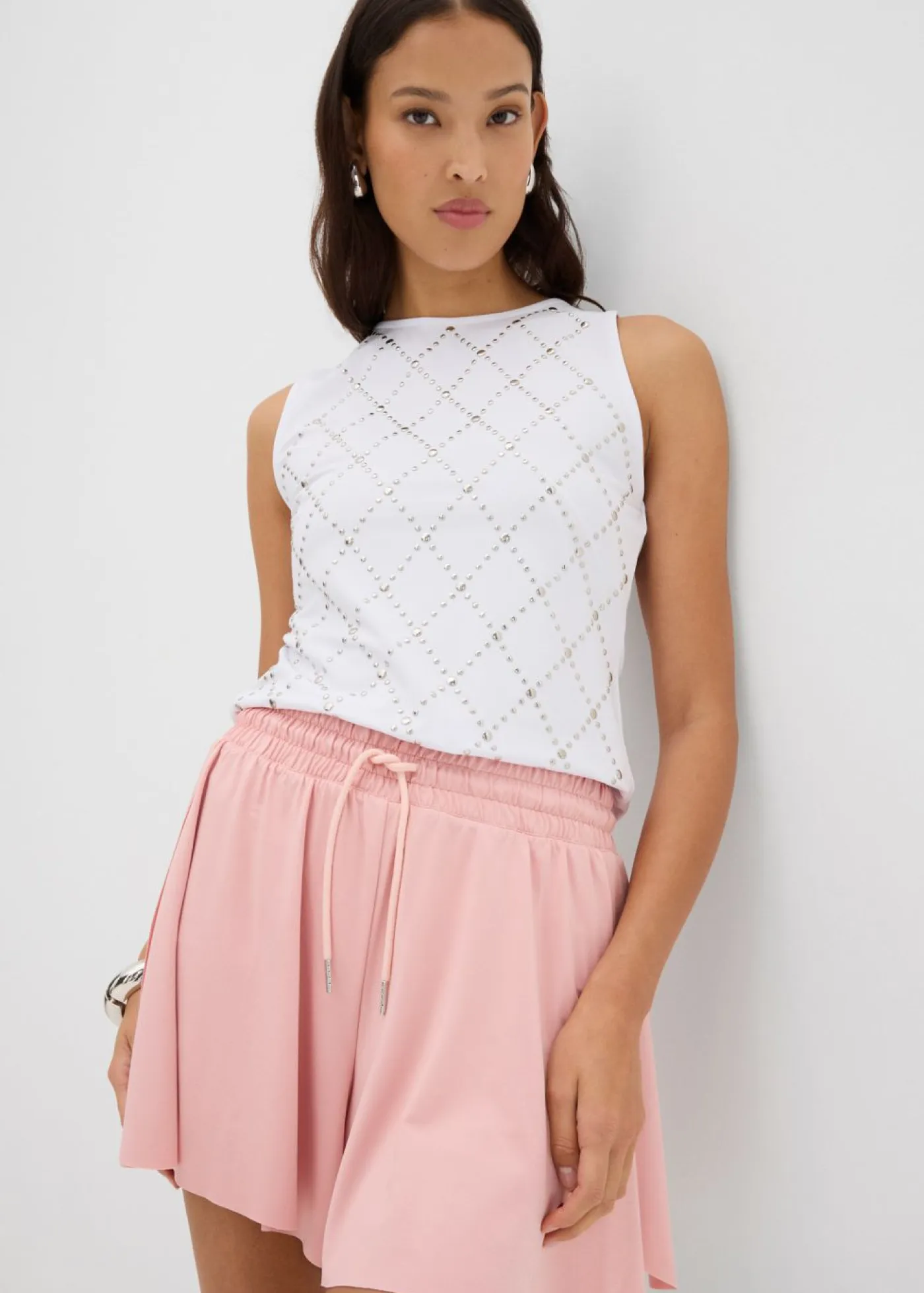 bonprix bonprix Shorts|Pantalones>Pantalón corto sin cierre con diseño de tenis rosa pastel