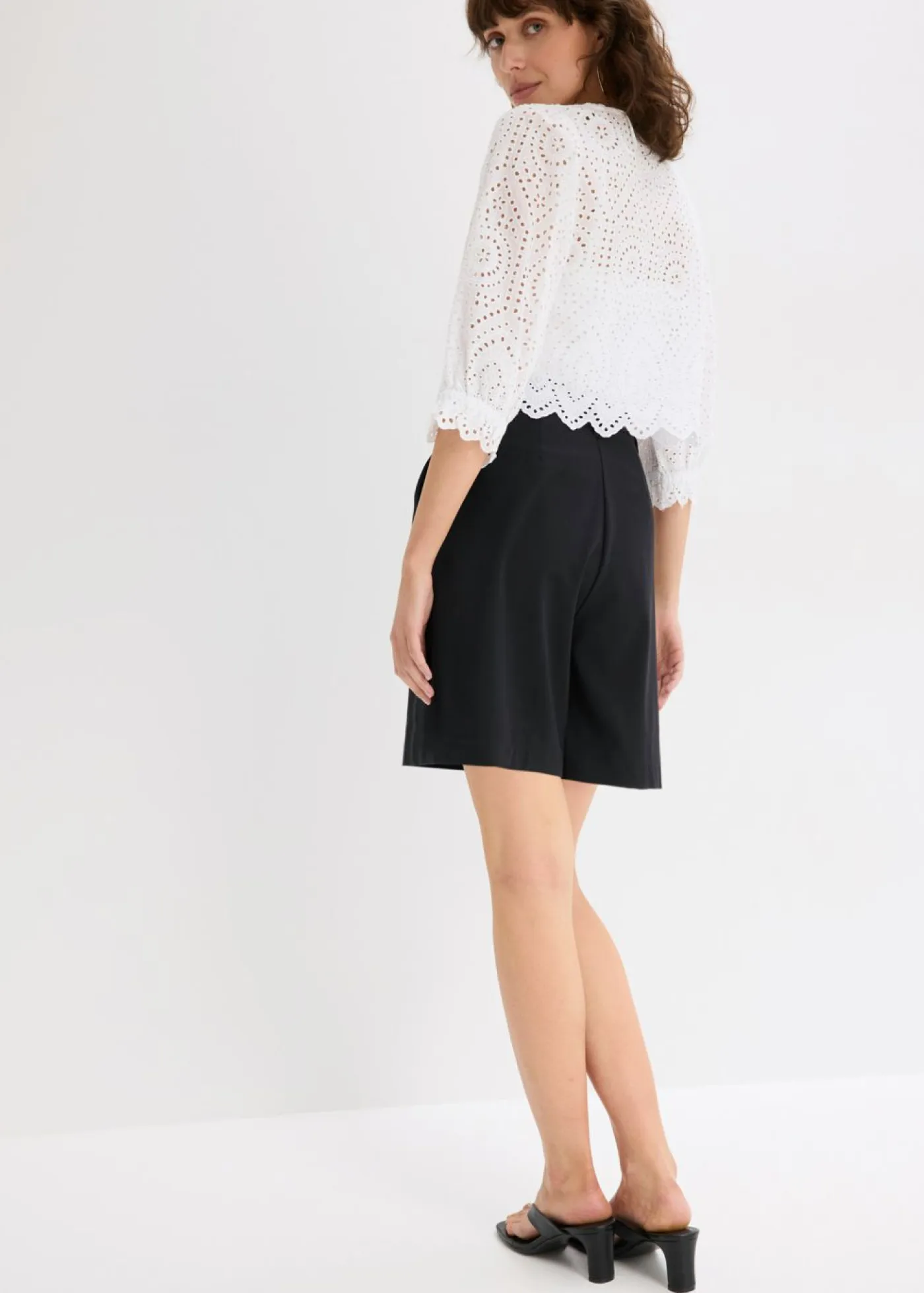 Mujer bonprix bonprix Pantalón corto tipo bermudas con pinzas