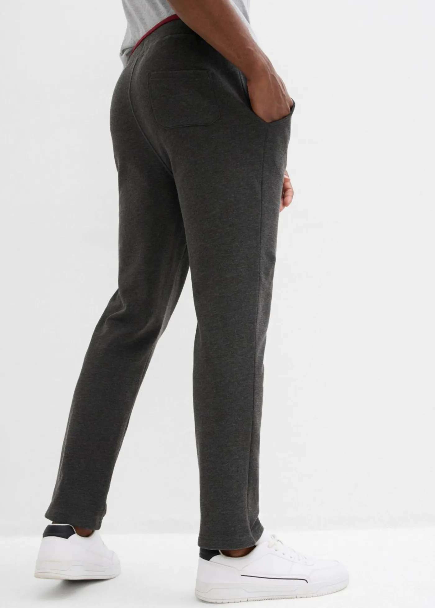 bonprix bonprix Ropa Deportiva|Pantalones>Pantalón de chándal con detalles deportivos Gris oscuro jaspeado