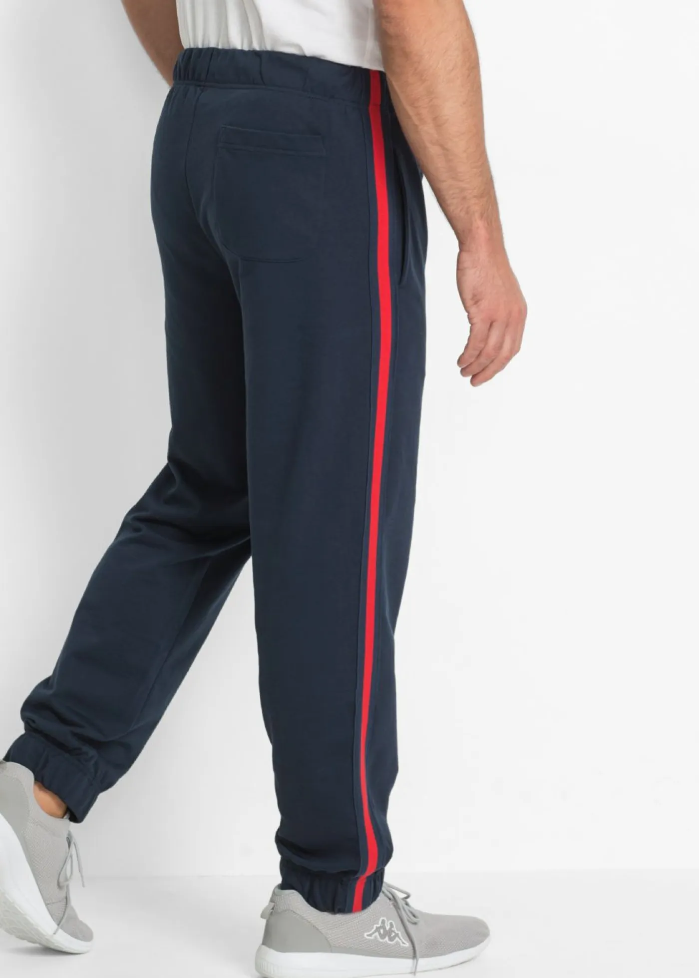 Hombre bonprix bonprix Pantalón de chándal con detalles en contraste