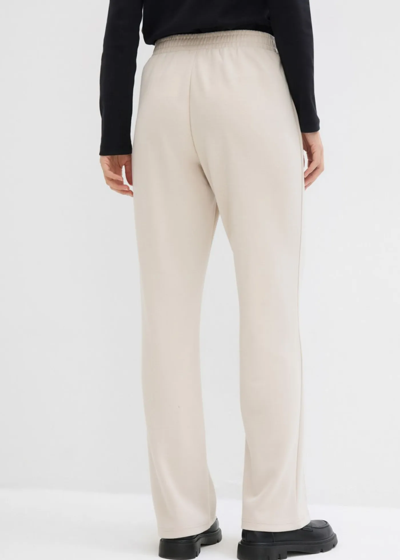 bonprix bonprix Ropa Cómoda|Pantalones>Pantalón de chándal de mezcla de viscosa suave gris piedra