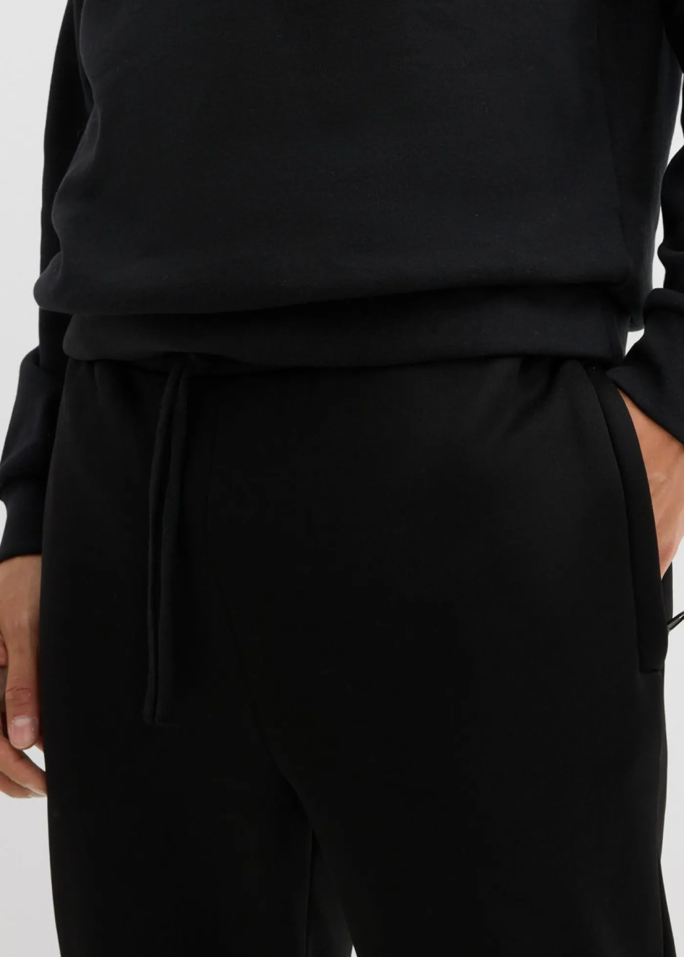 bonprix bonprix Ropa Térmica|Outdoor>Pantalón de chándal térmico con prácticos bolsillos con cremallera Negro