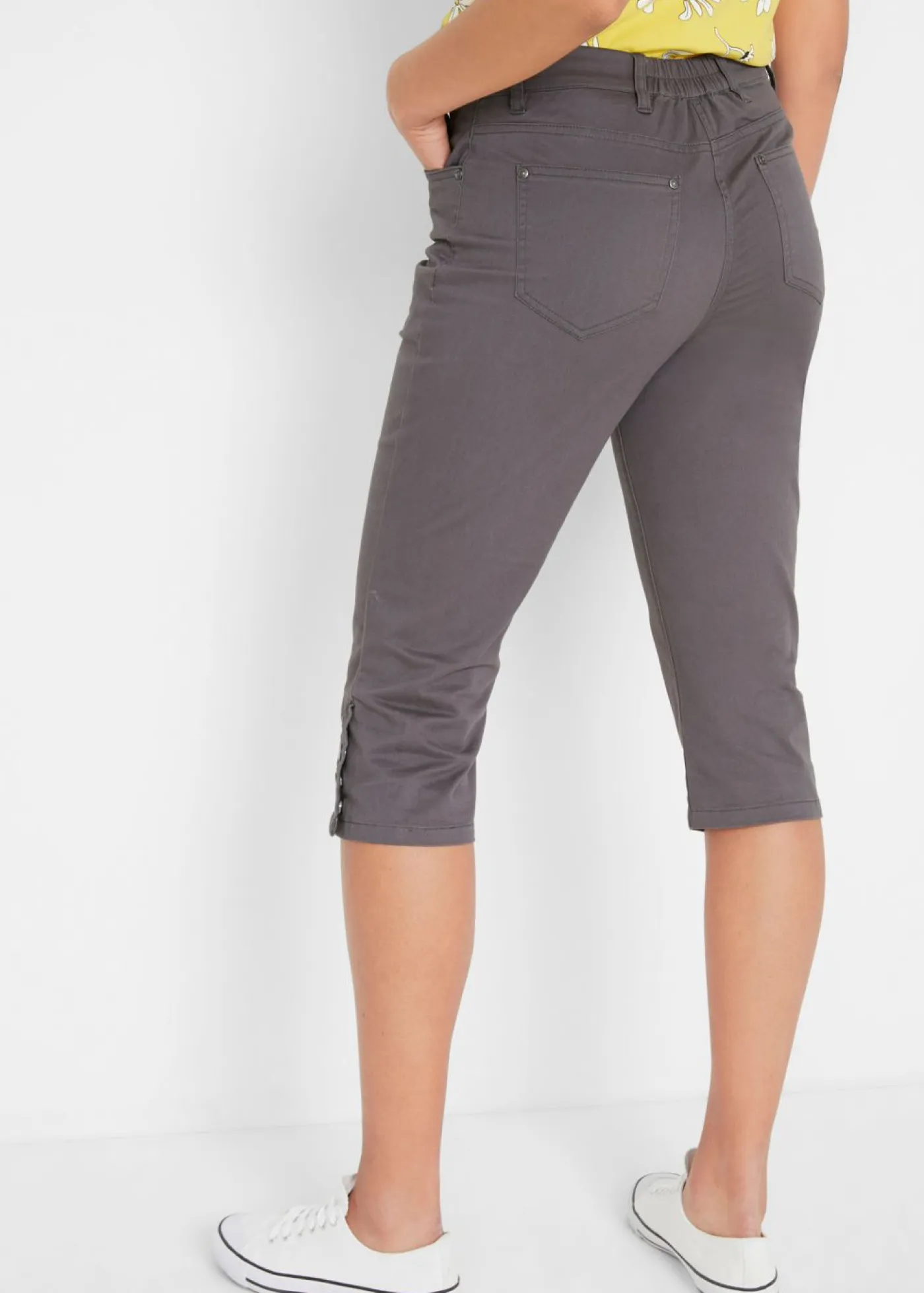 bonprix bonprix Pantalones>Pantalón de corte capri con cintura elástica y botones Gris apizarrado