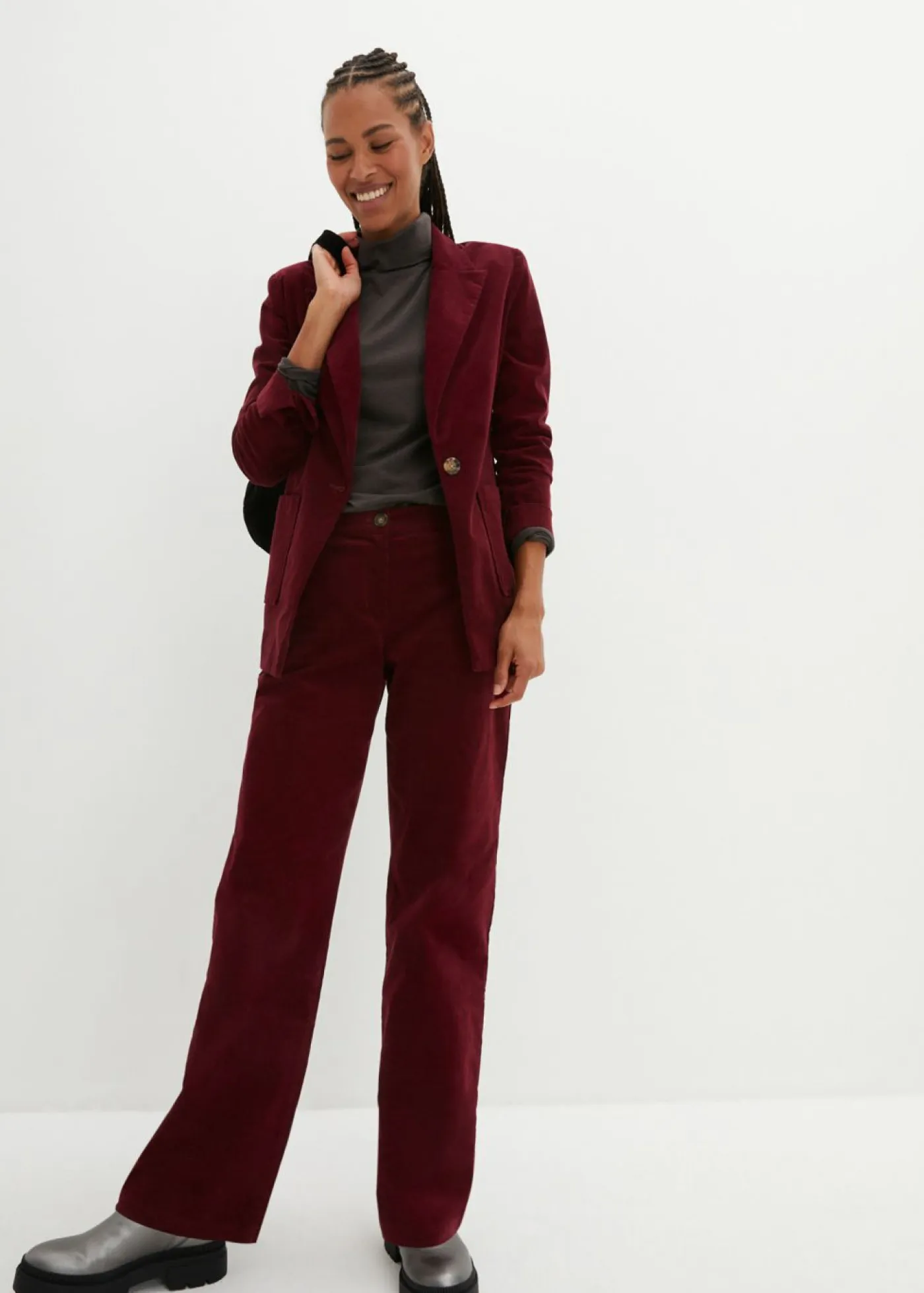 bonprix bonprix Pantalones>Pantalón de pana de algodón orgánico con elástico rojo avellana