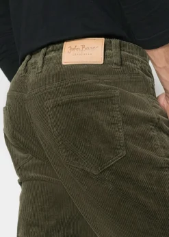 Hombre bonprix bonprix Pantalón de pana elástica con corte cómodo y regular