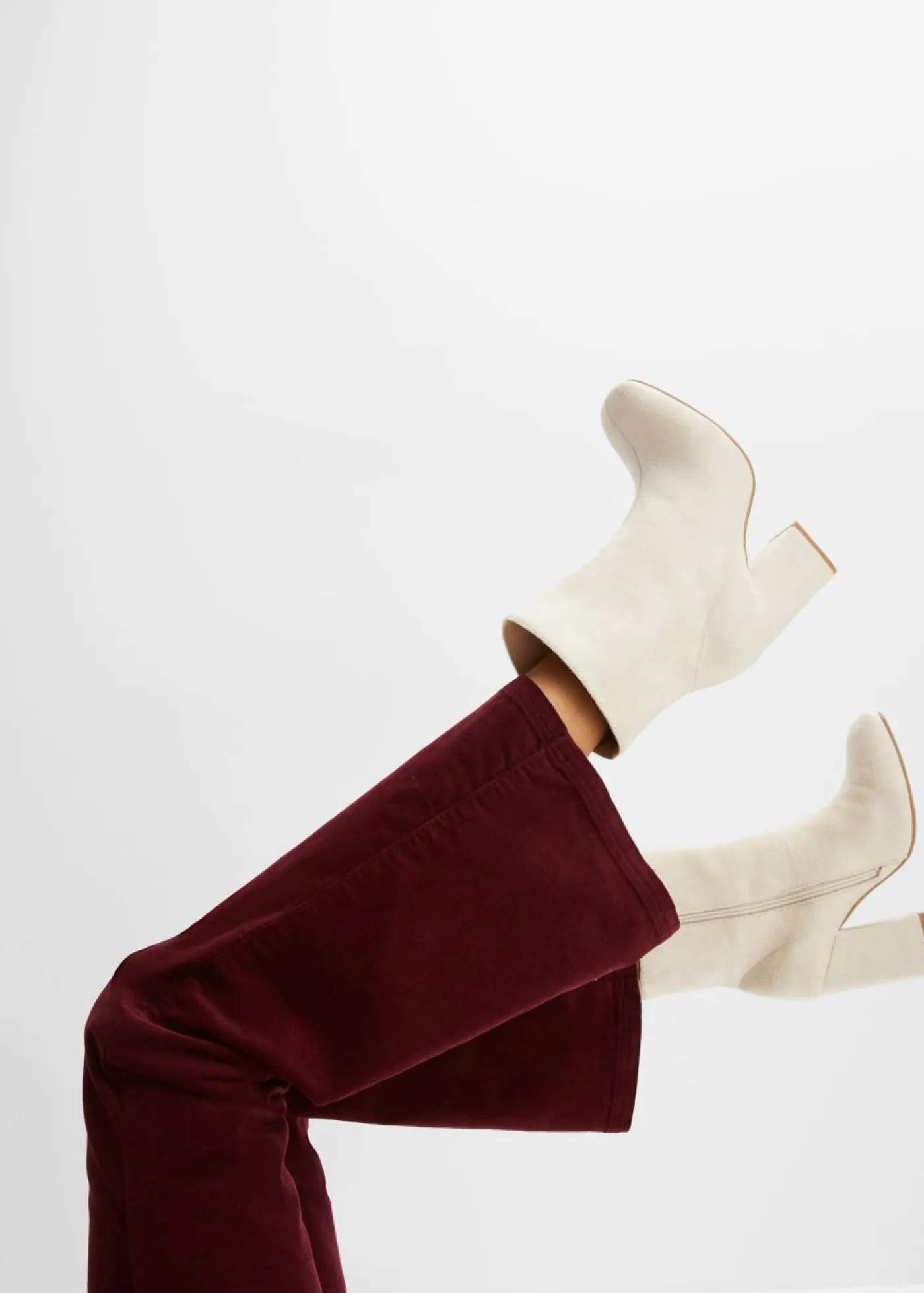 bonprix bonprix Pantalones>Pantalón de pana elástico con cómoda cintura high waist rojo avellana