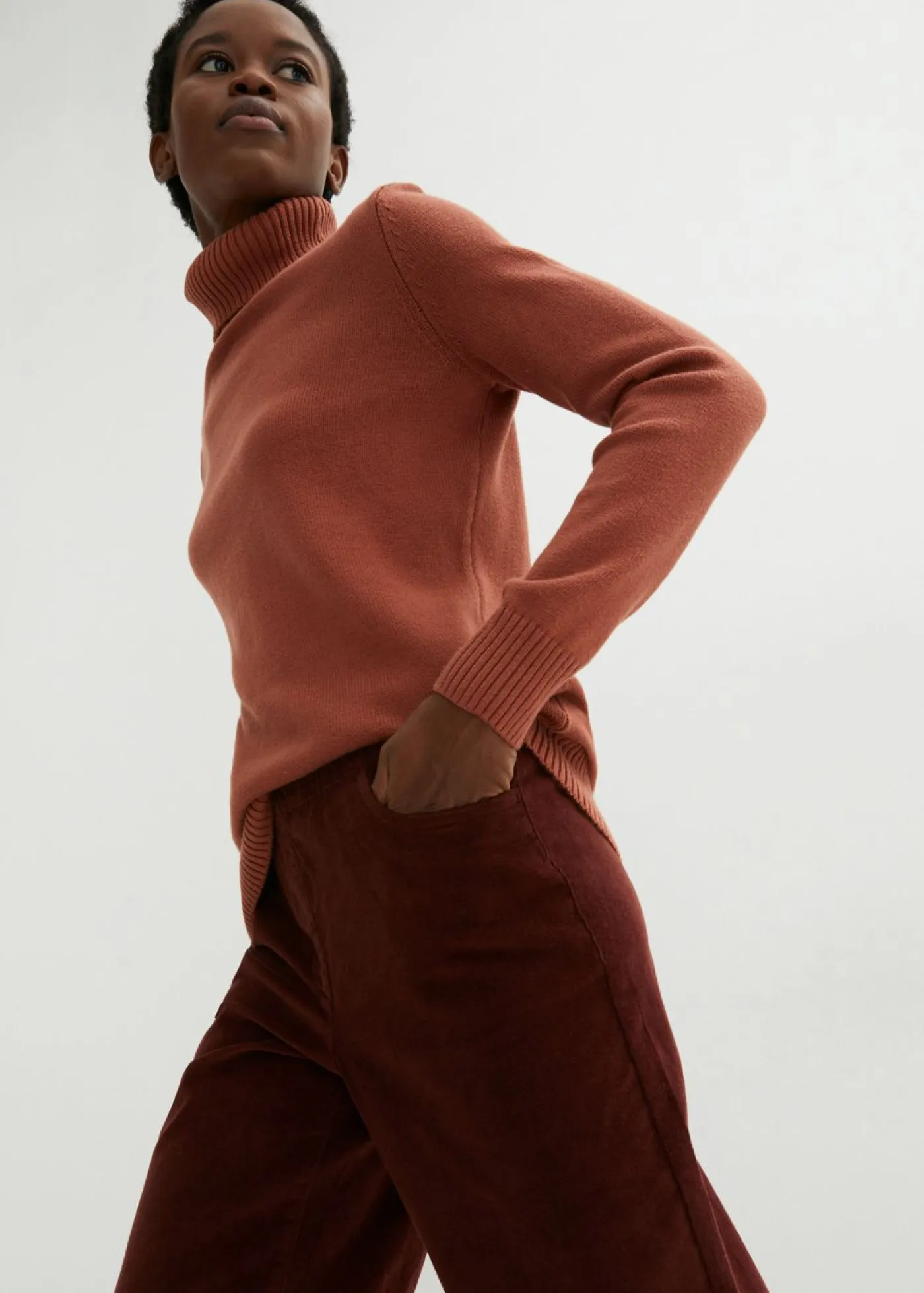 bonprix bonprix Pantalones>Pantalón de pana elástico y ancho, high waist Café