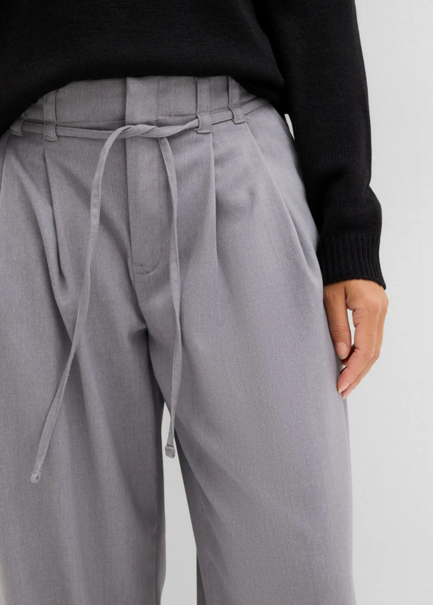 bonprix bonprix Pantalones>Pantalón de pinzas con cordón Gris