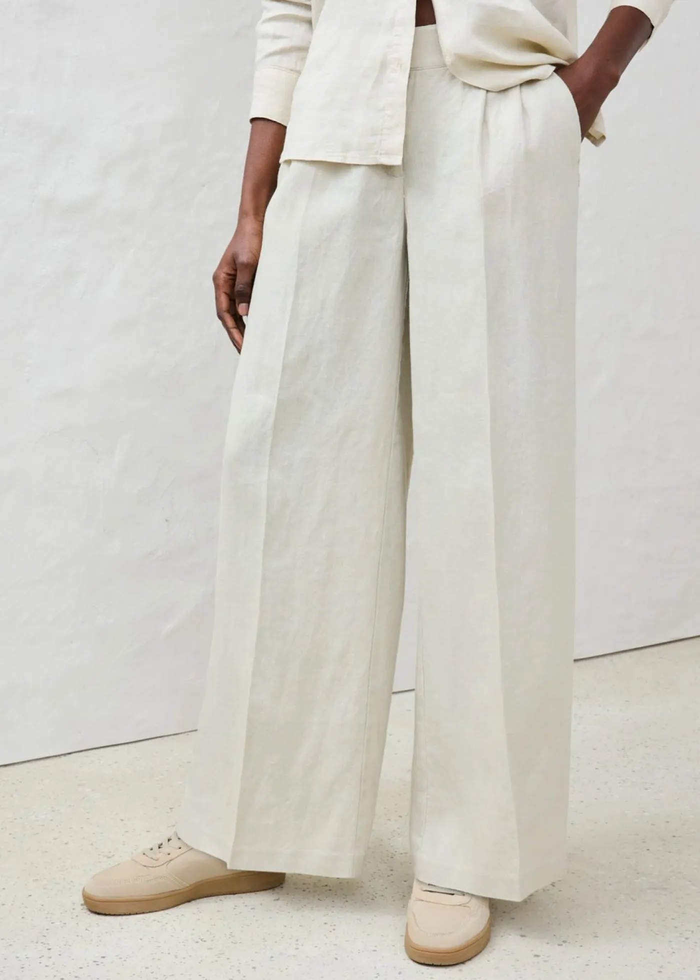 bonprix bonprix Premium|Pantalones>Pantalón de pinzas de lino puro Arena claro