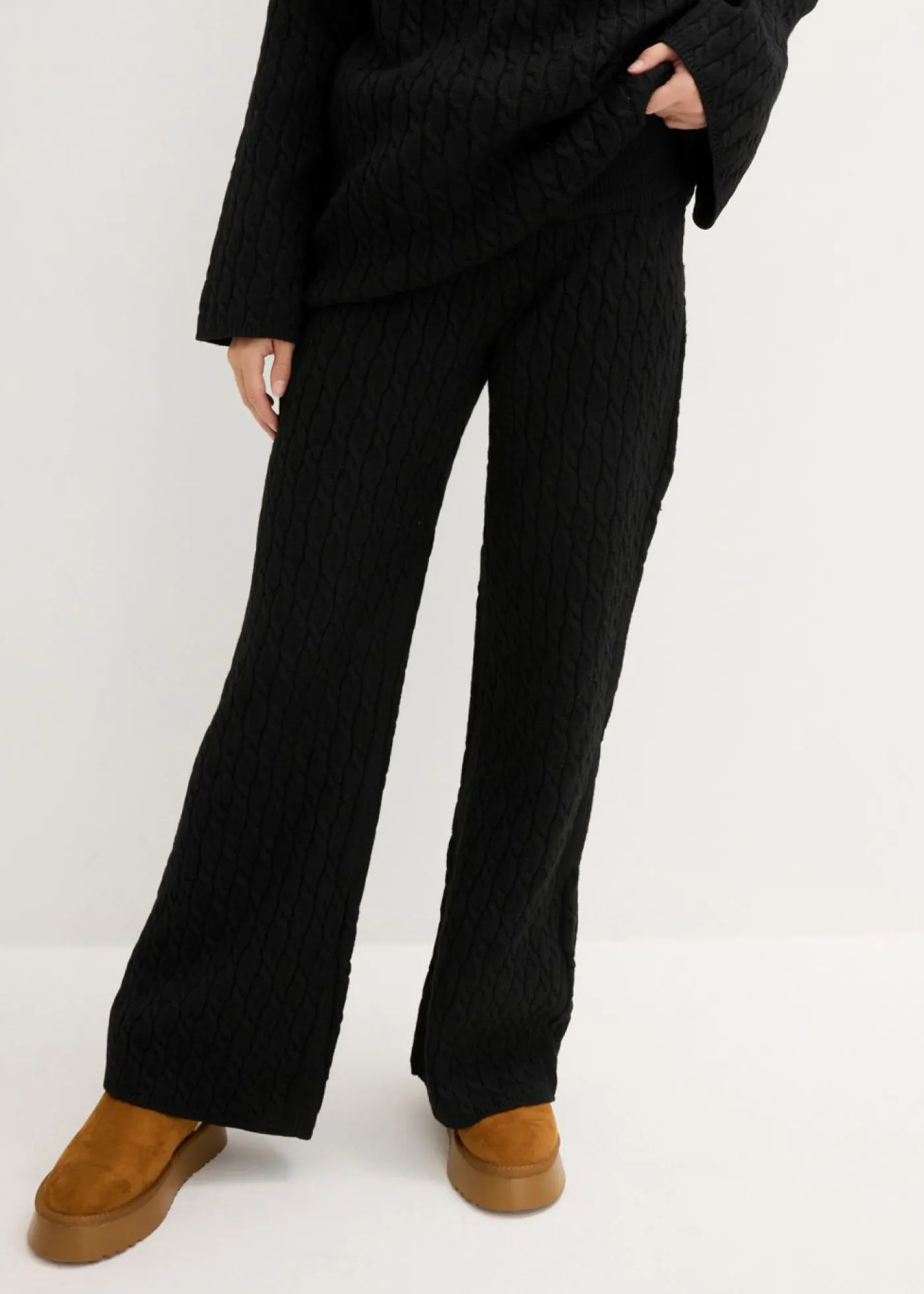 Mujer bonprix bonprix Pantalón de punto con patrón trenzado