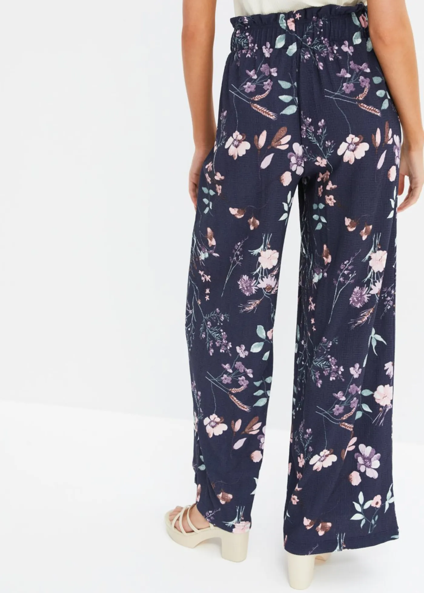 Mujer bonprix bonprix Pantalón de punto de crepé ligero