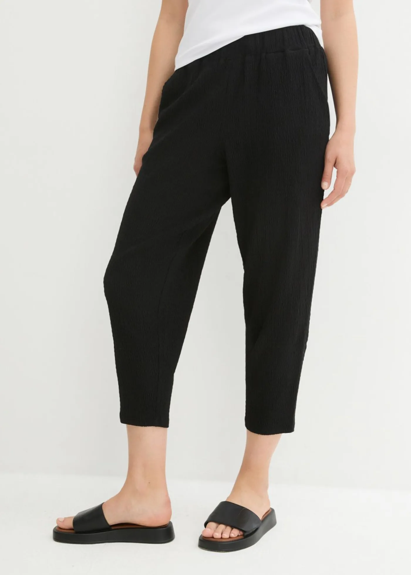 bonprix bonprix Pantalones>Pantalón de punto de material estructurado Negro