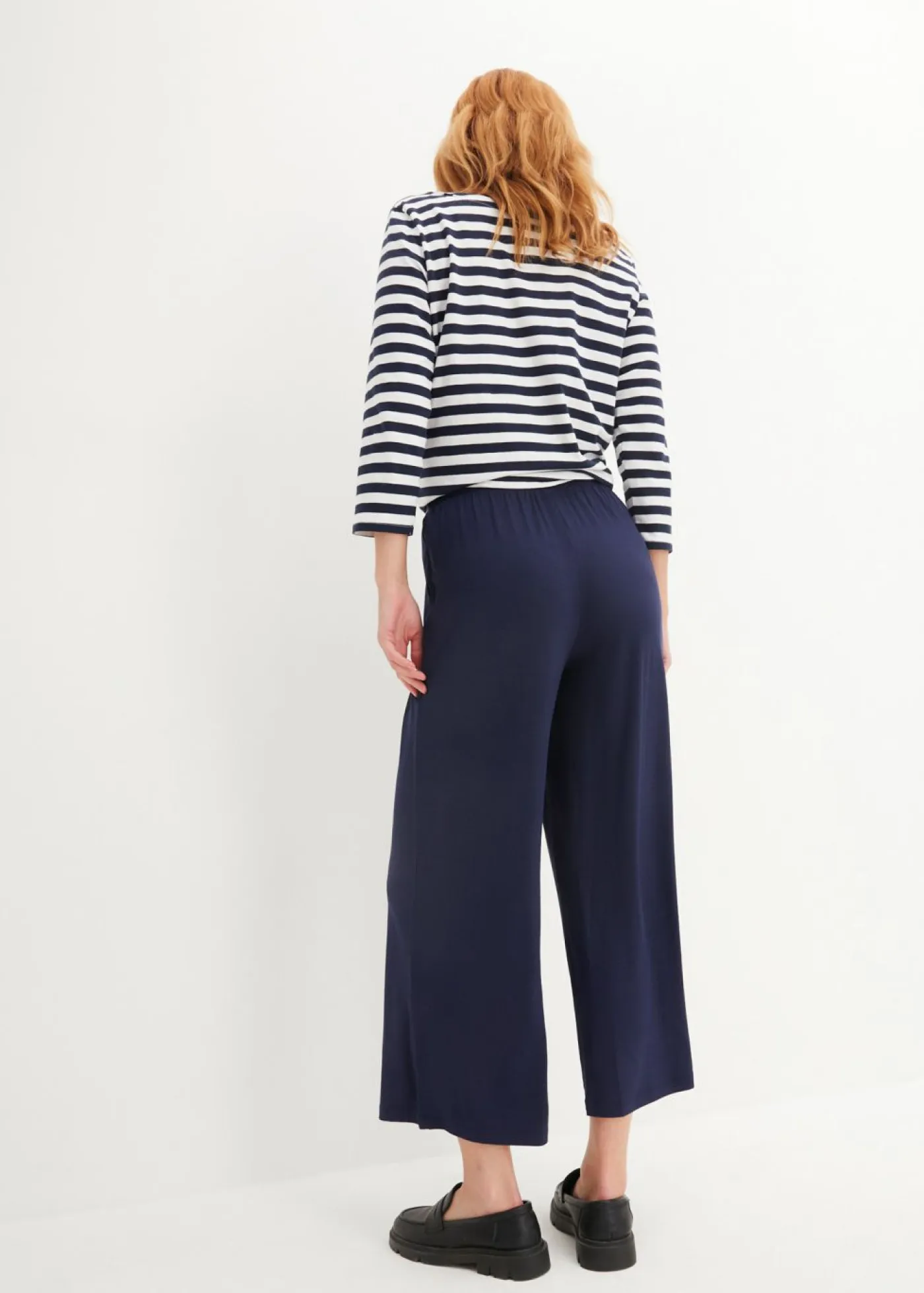 bonprix bonprix Pantalones|Novedades>Pantalón de punto de mezcla de viscosa fluida, largo 7/8 Azul marino