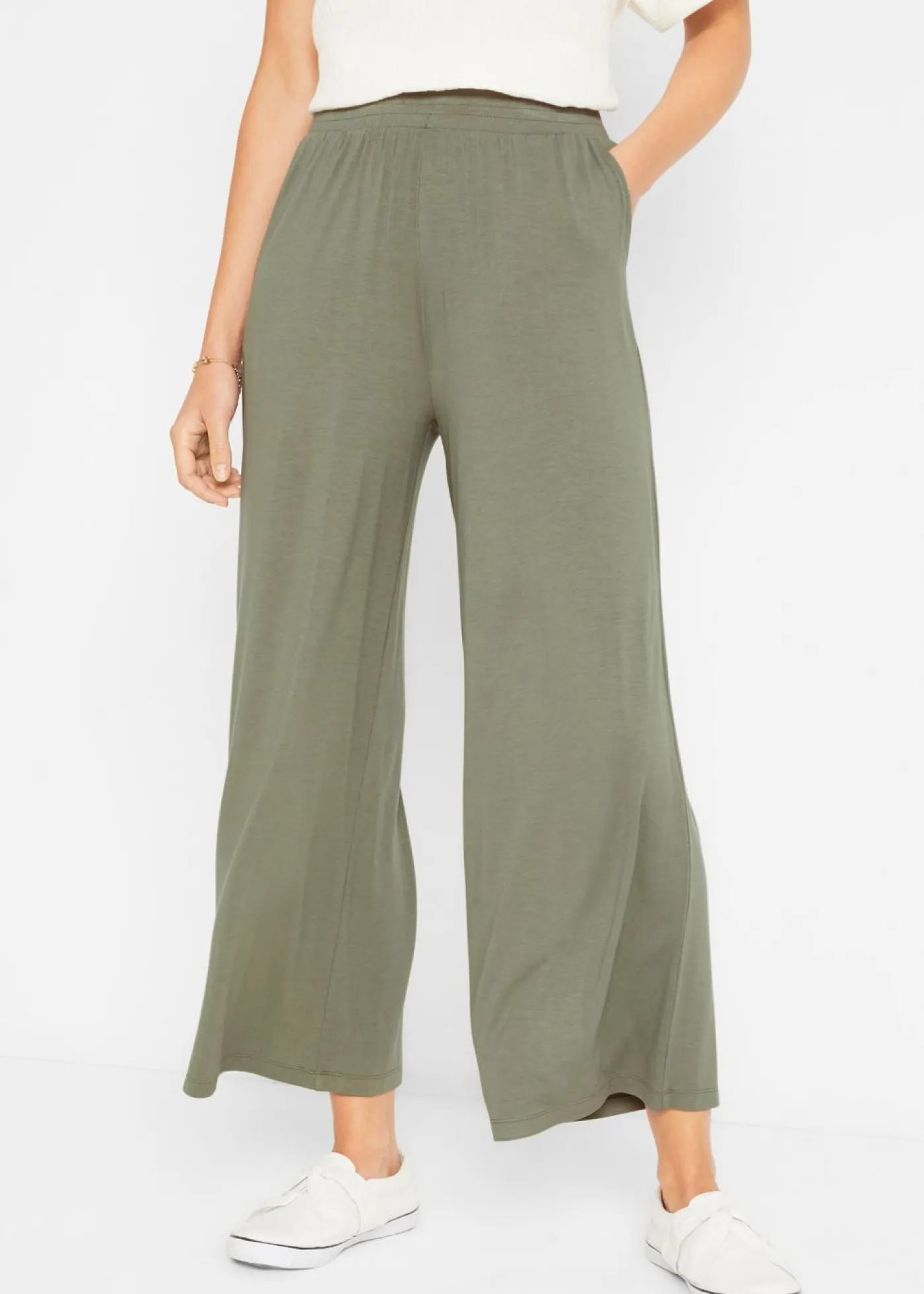 bonprix bonprix Pantalones|Novedades>Pantalón de punto de mezcla de viscosa fluida, largo 7/8 Verde oliva