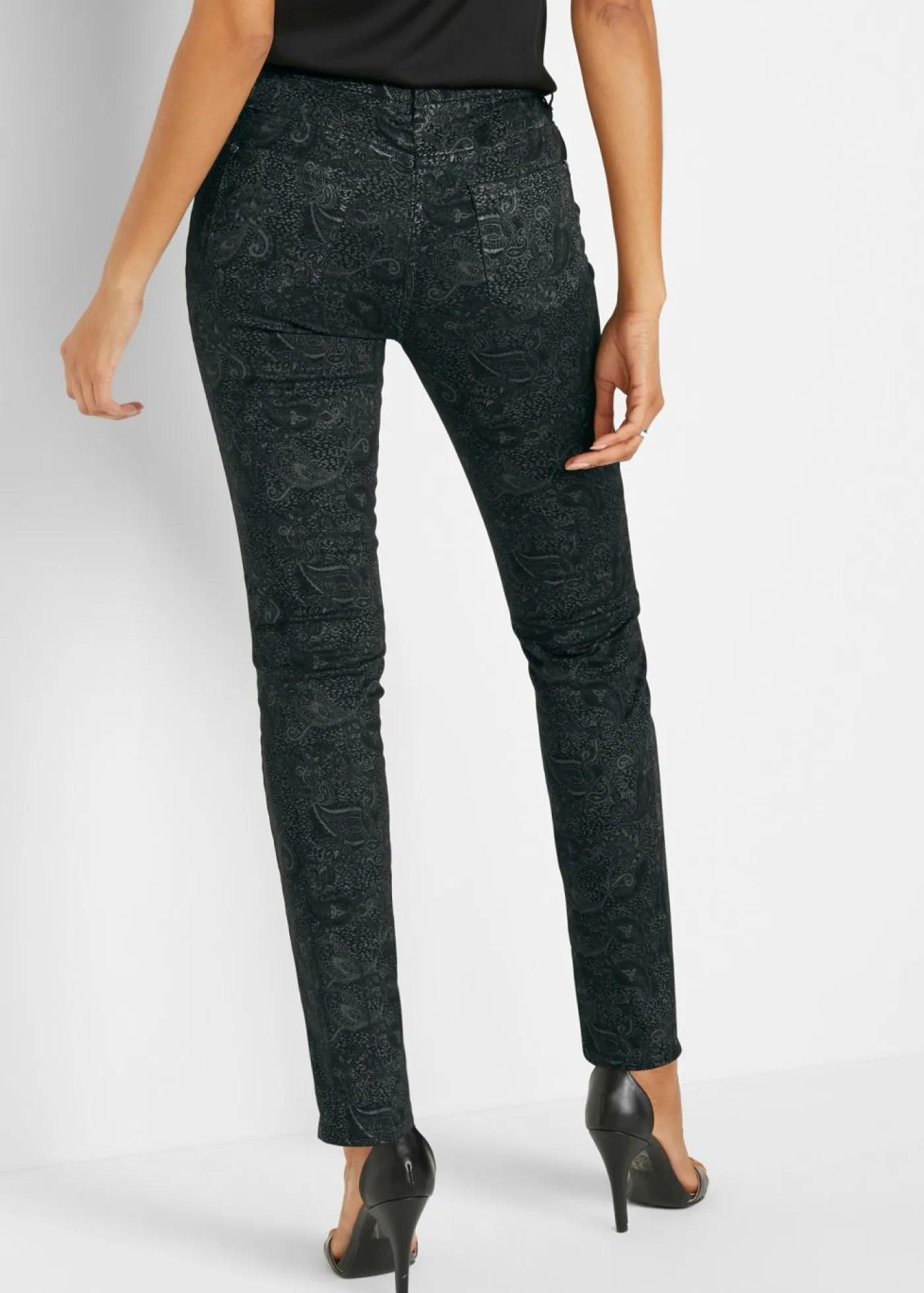 bonprix bonprix Pantalones>Pantalón de sarga con estampado elegante Negro/gris ahumado con patrón paisley