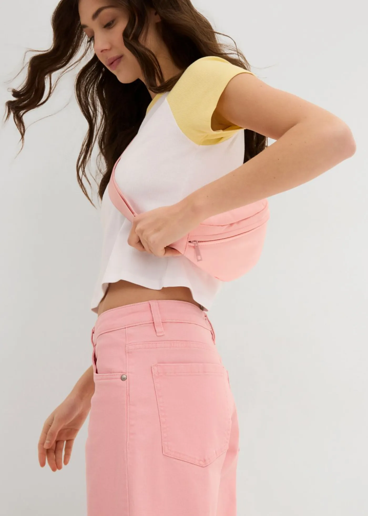 bonprix bonprix Pantalones|Novedades>Pantalón de sarga en mezcla de algodón elástico rosa pálido