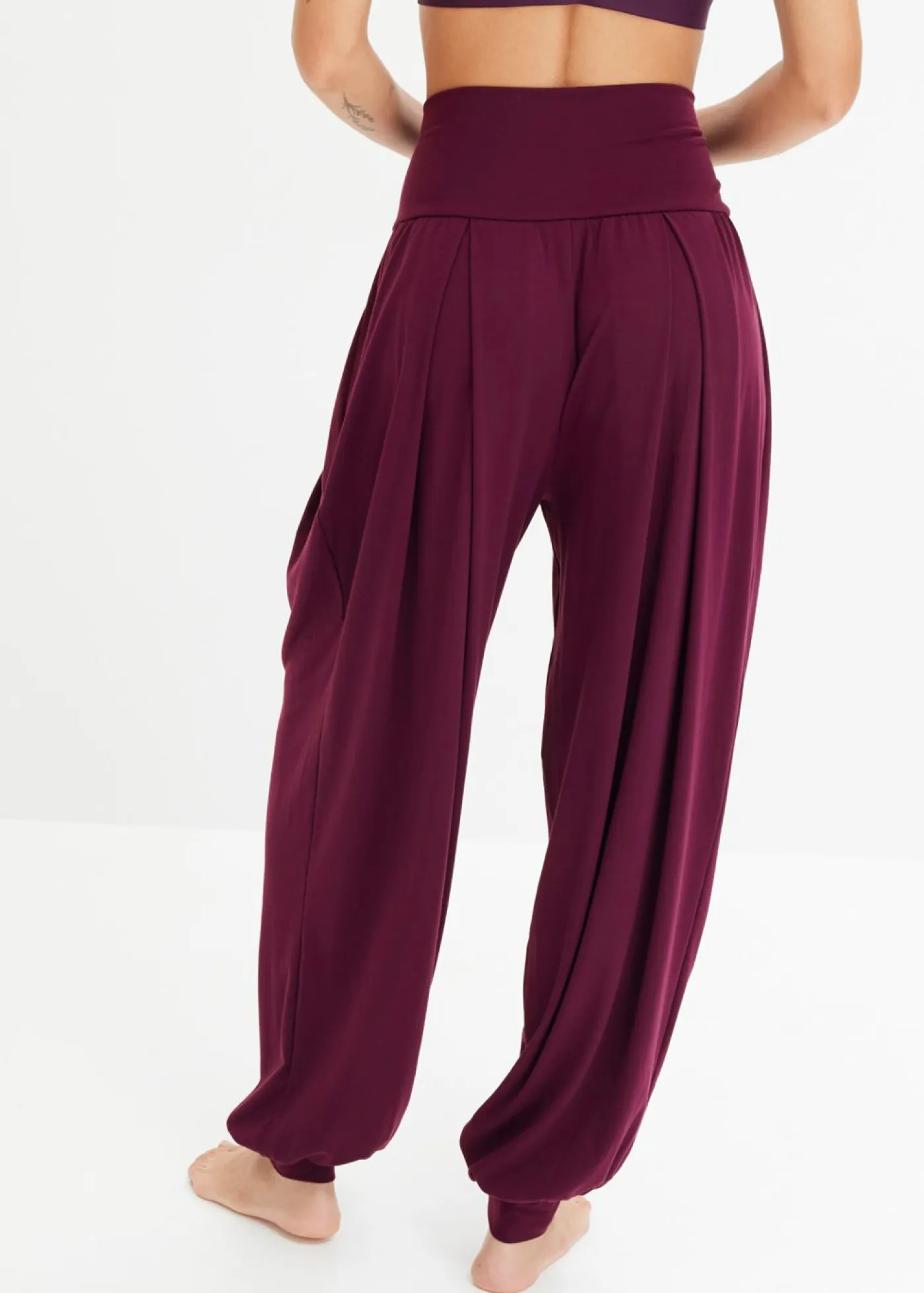 bonprix bonprix Ropa Deportiva|Pantalones>Pantalón deportivo ancho con cintura doblada morado intenso