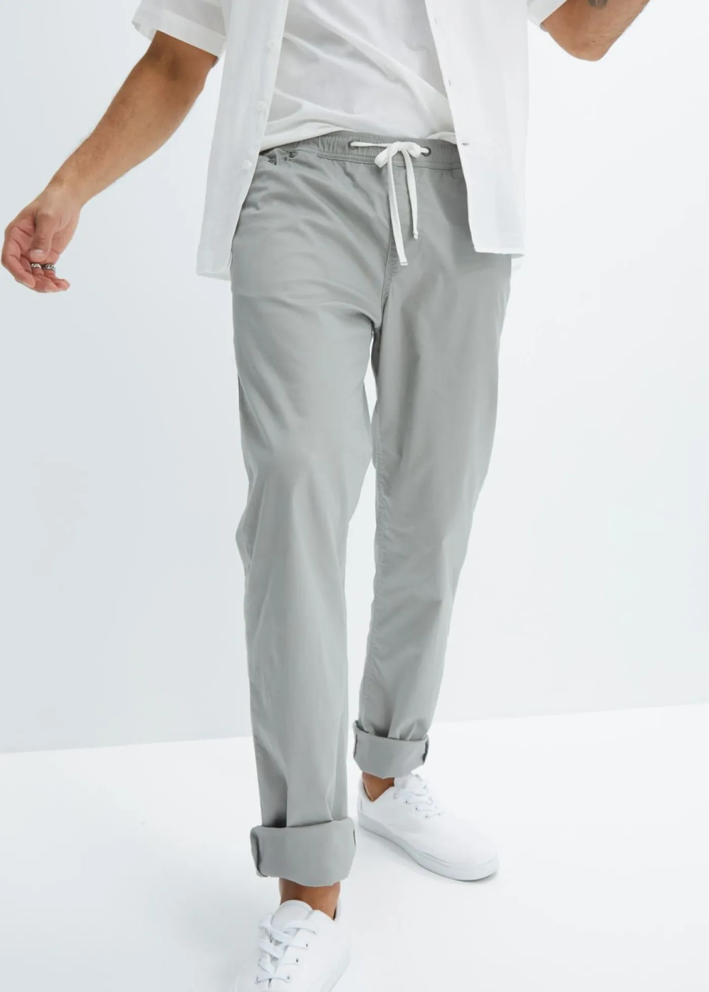 Hombre bonprix bonprix Pantalón elástico de corte regular y recto